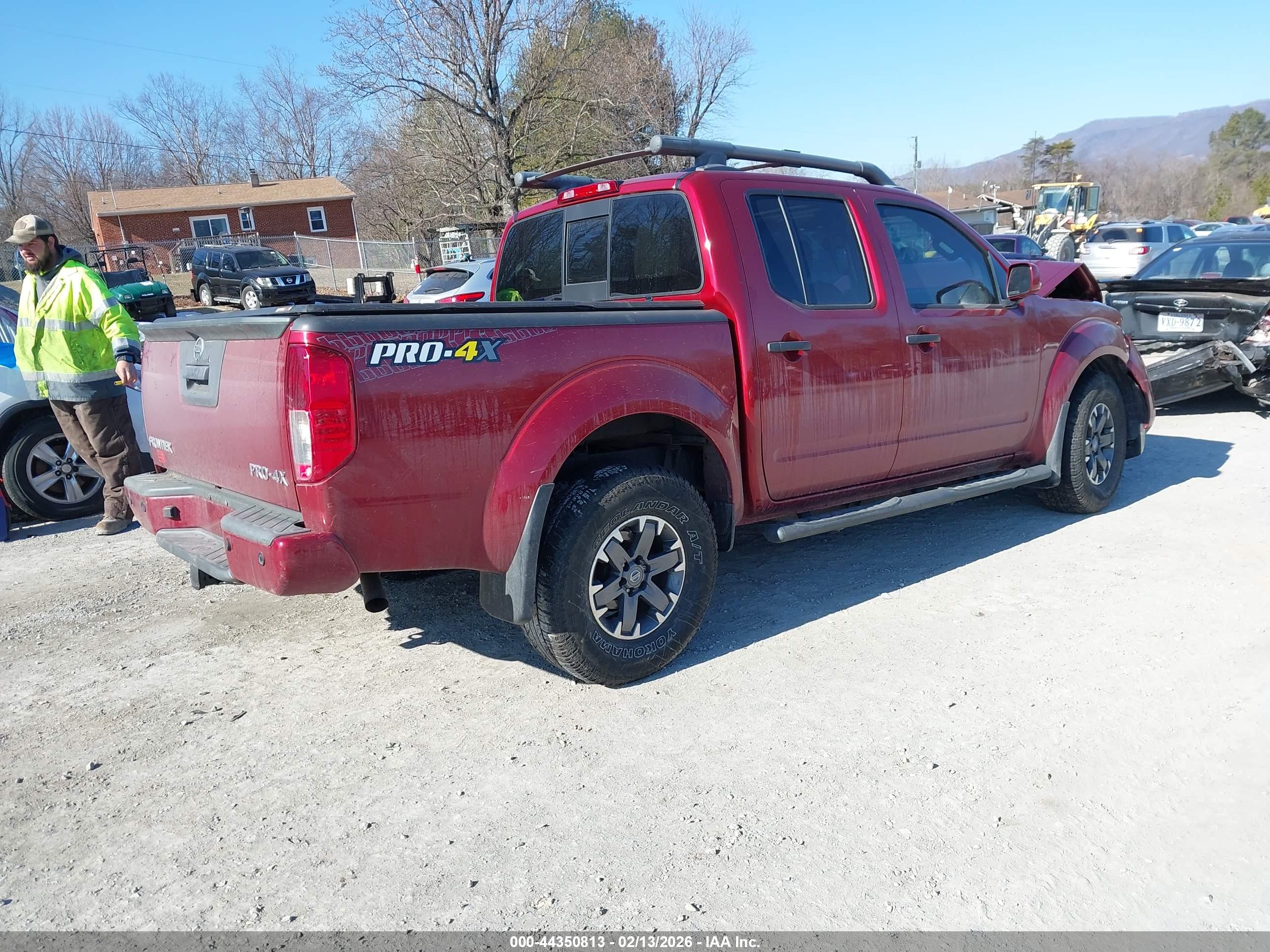 NISSAN FRONTIER image 4