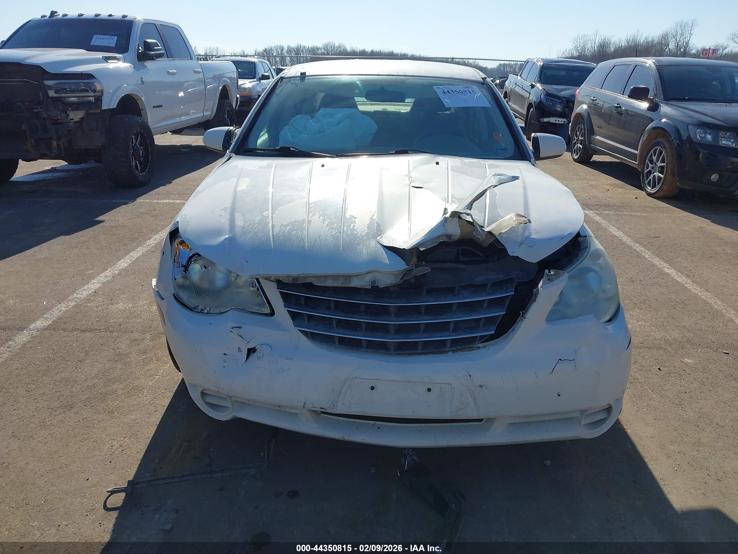 CHRYSLER SEBRING image 6