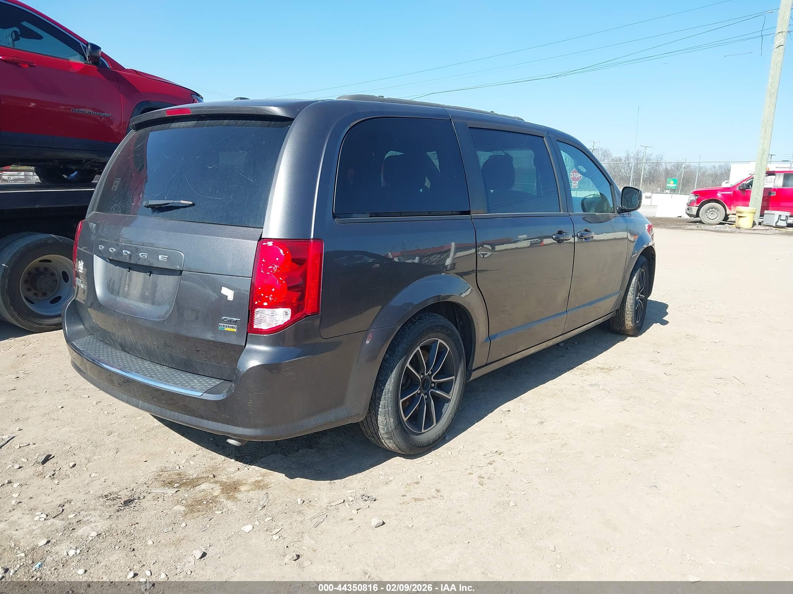 DODGE GRAND image 4