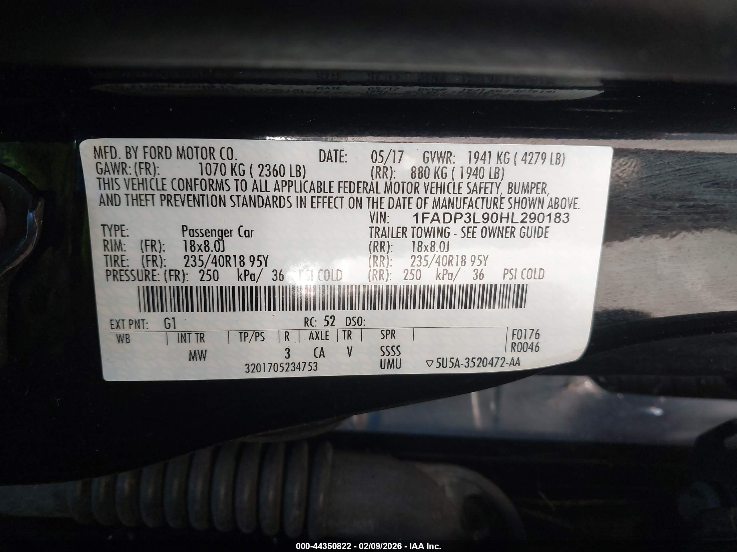 FORD FOCUS image 9