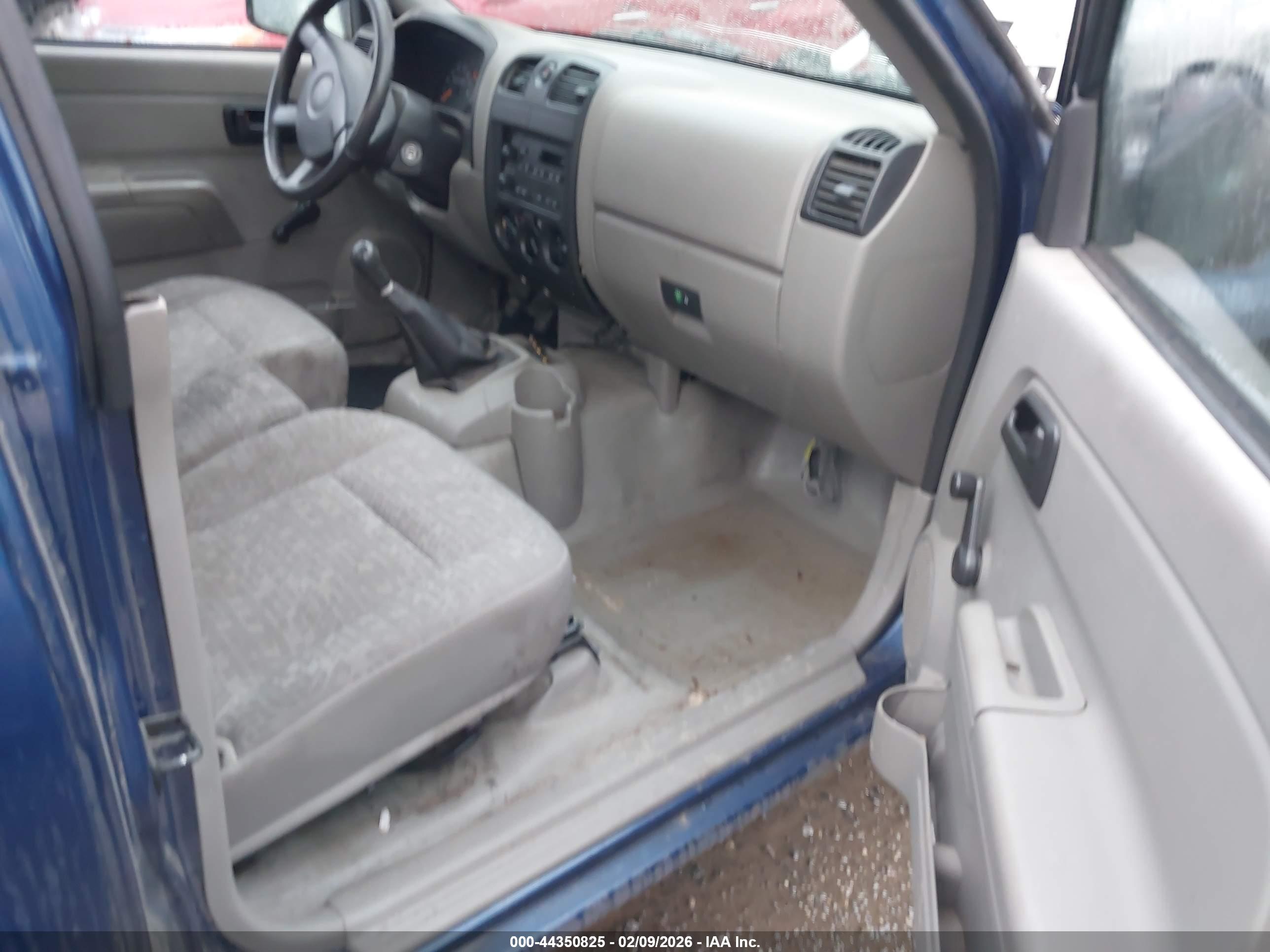 CHEVROLET COLORADO image 5