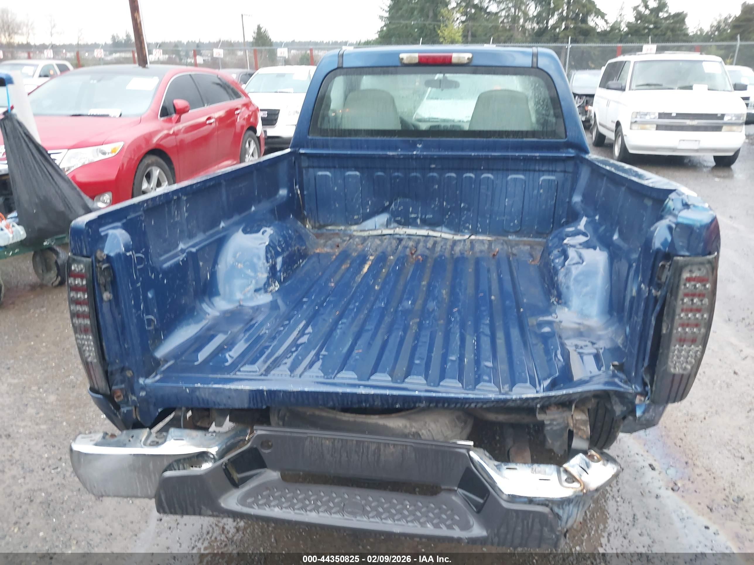 CHEVROLET COLORADO image 8