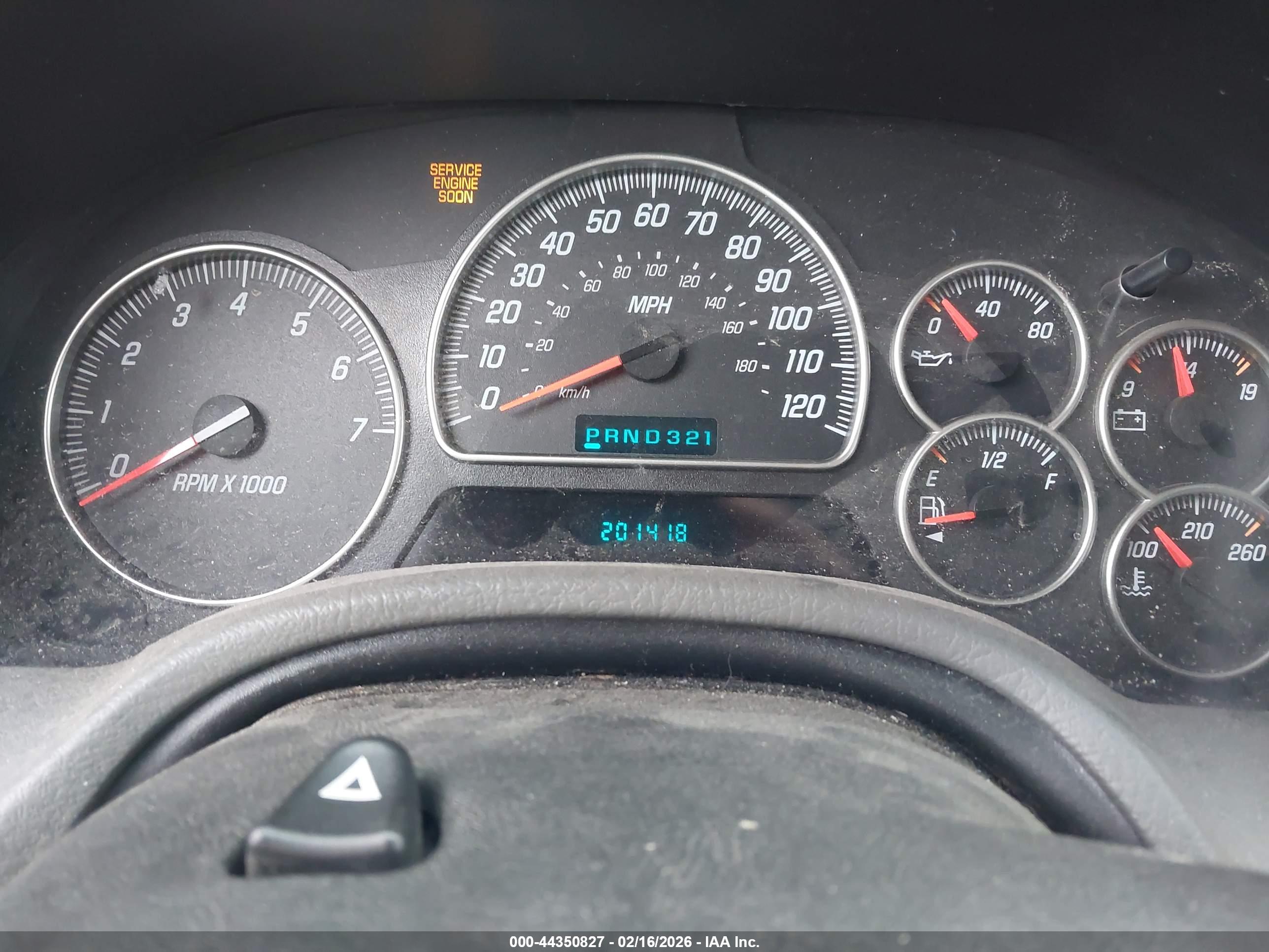 GMC ENVOY image 7