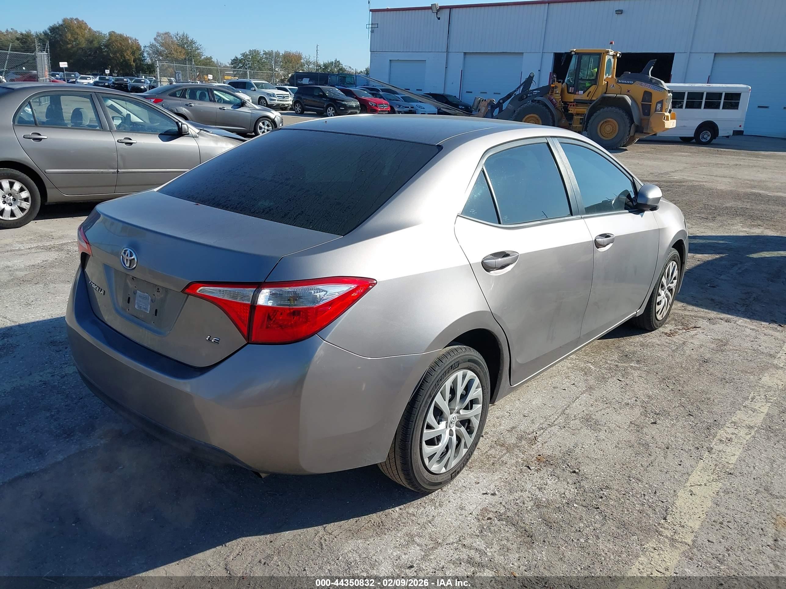 TOYOTA COROLLA image 4
