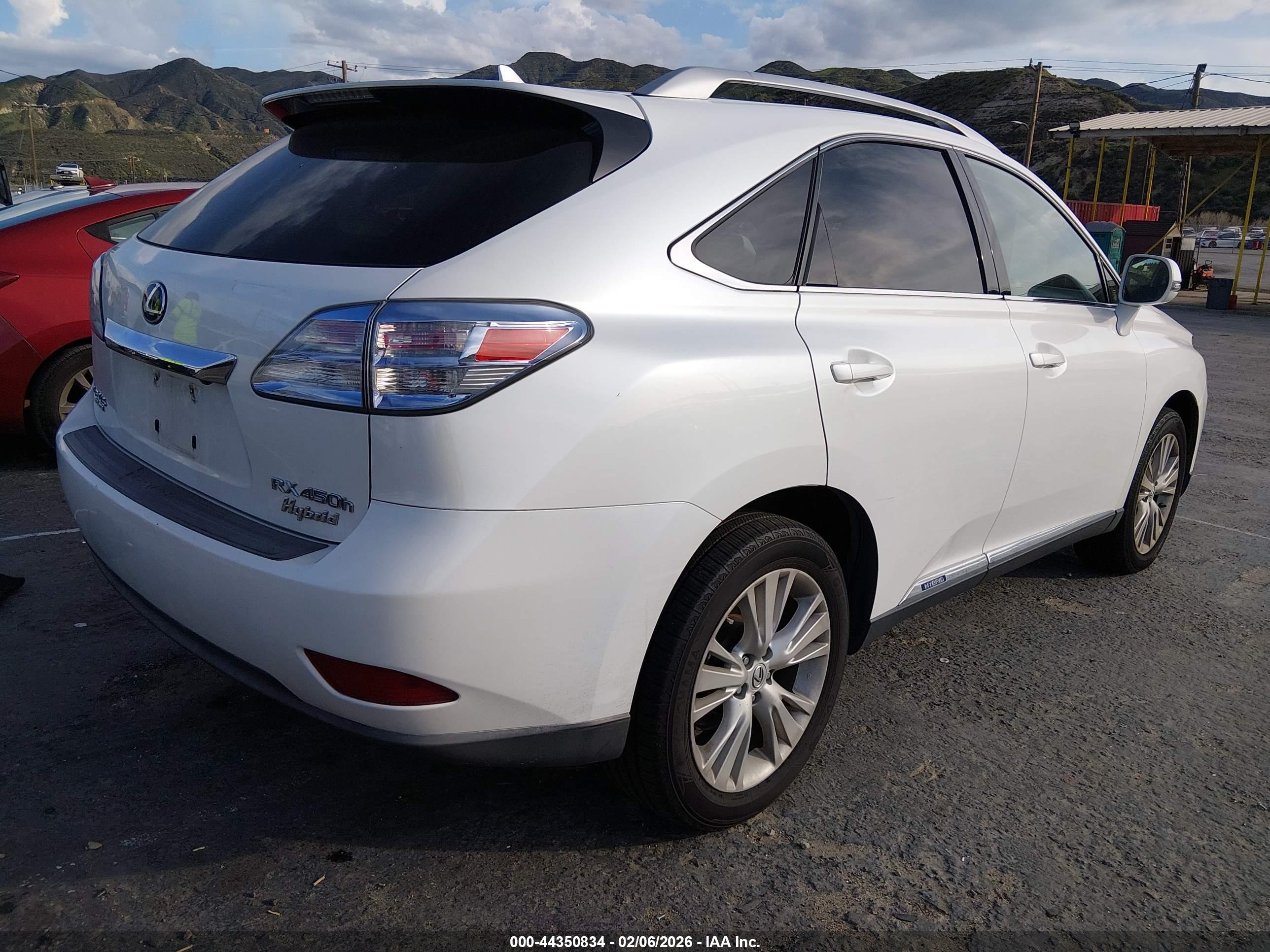 LEXUS RX image 4