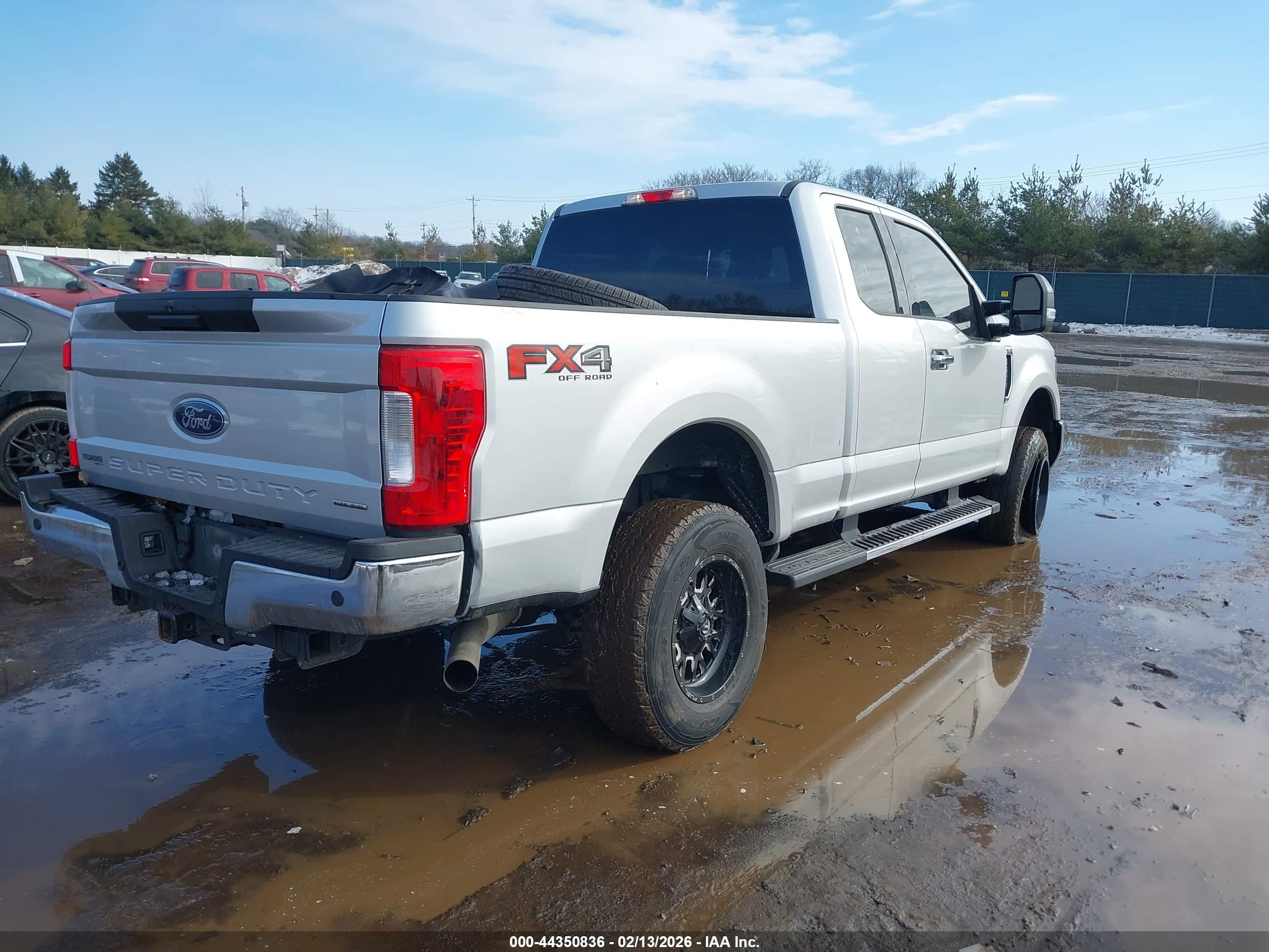 FORD F-250 image 4