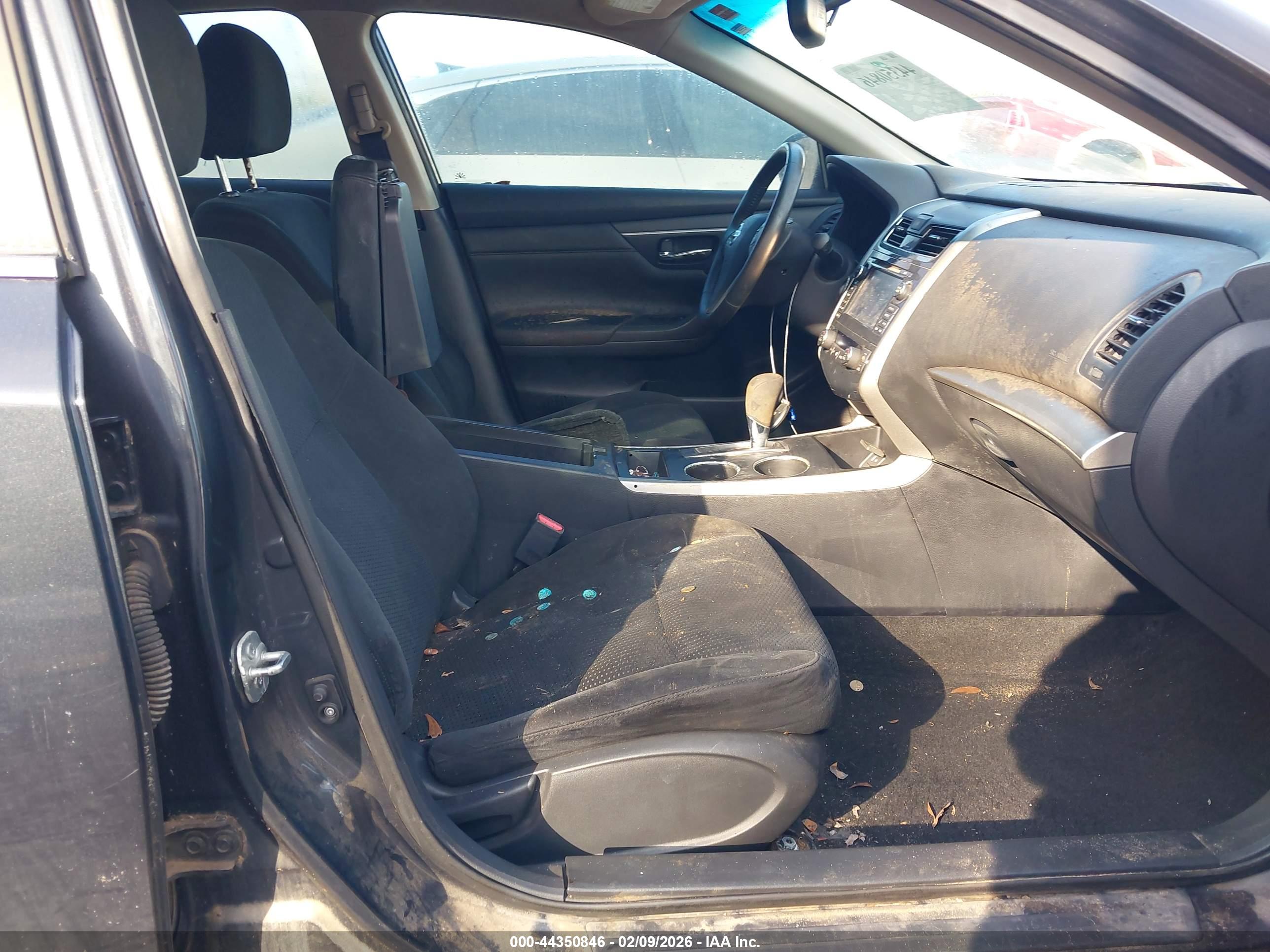 NISSAN ALTIMA image 5