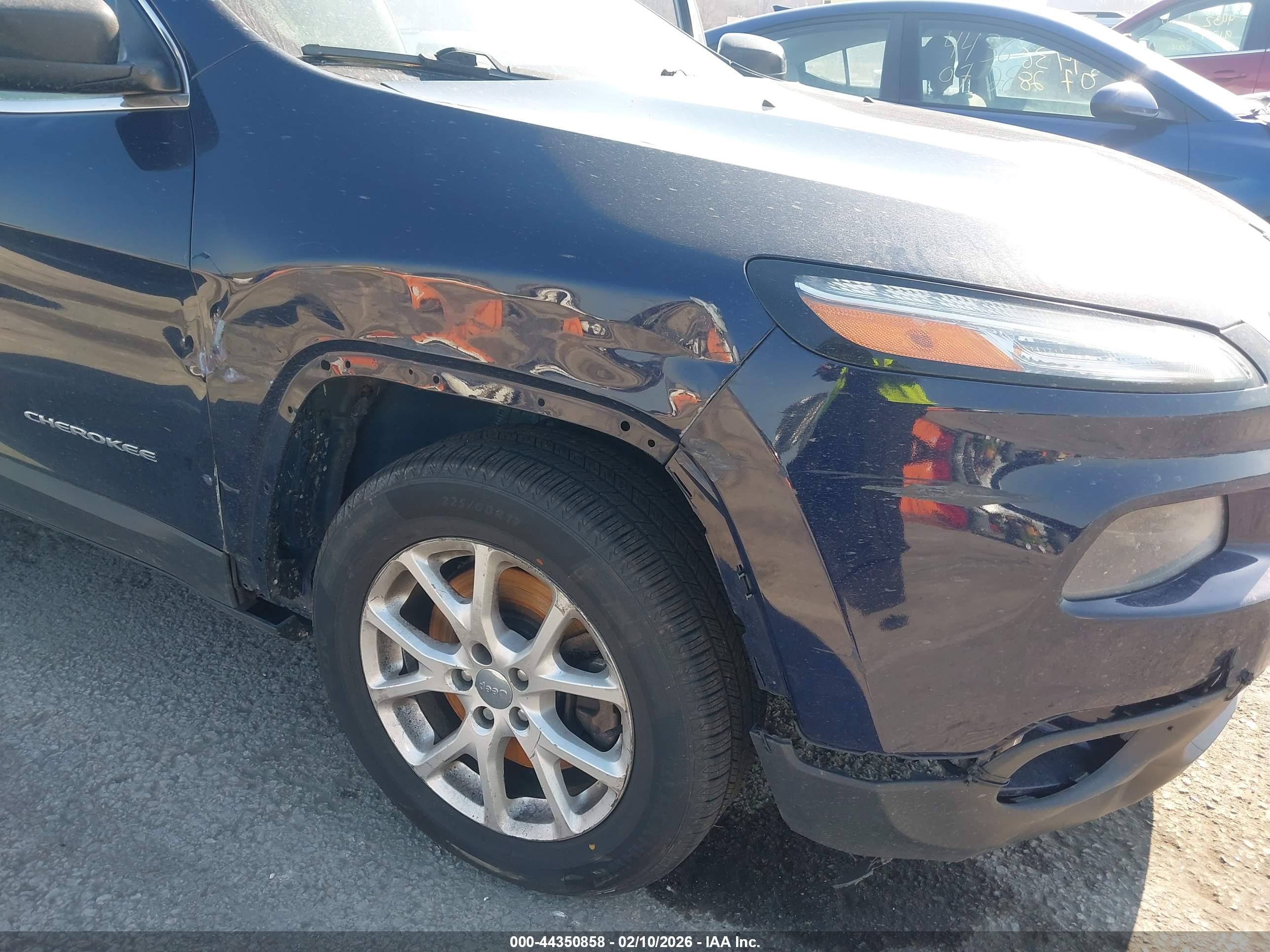 JEEP CHEROKEE image 6