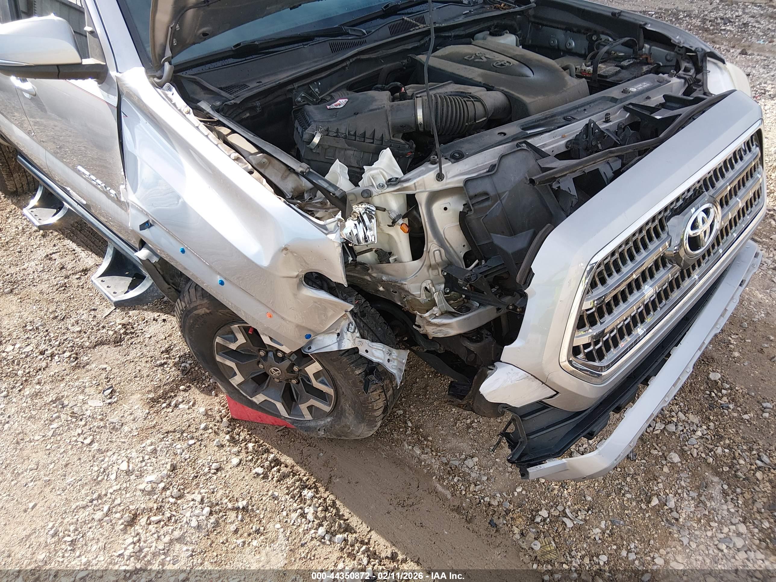 TOYOTA TACOMA image 6