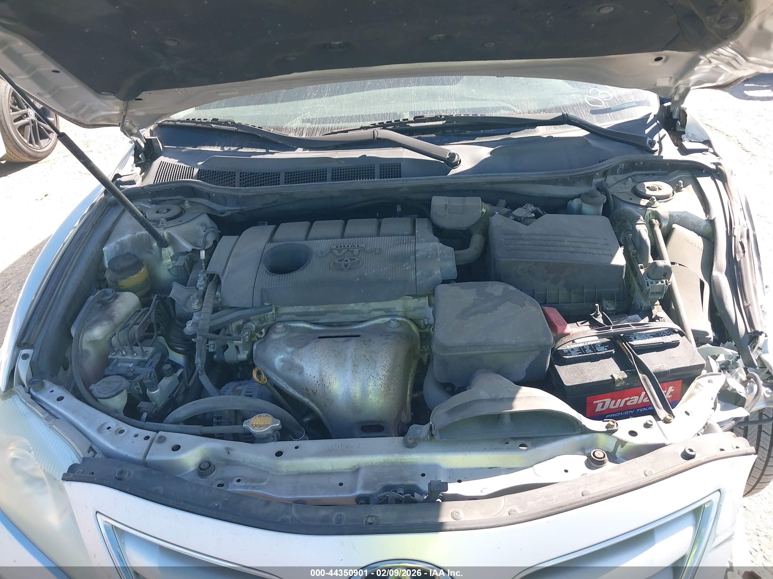 TOYOTA CAMRY image 10