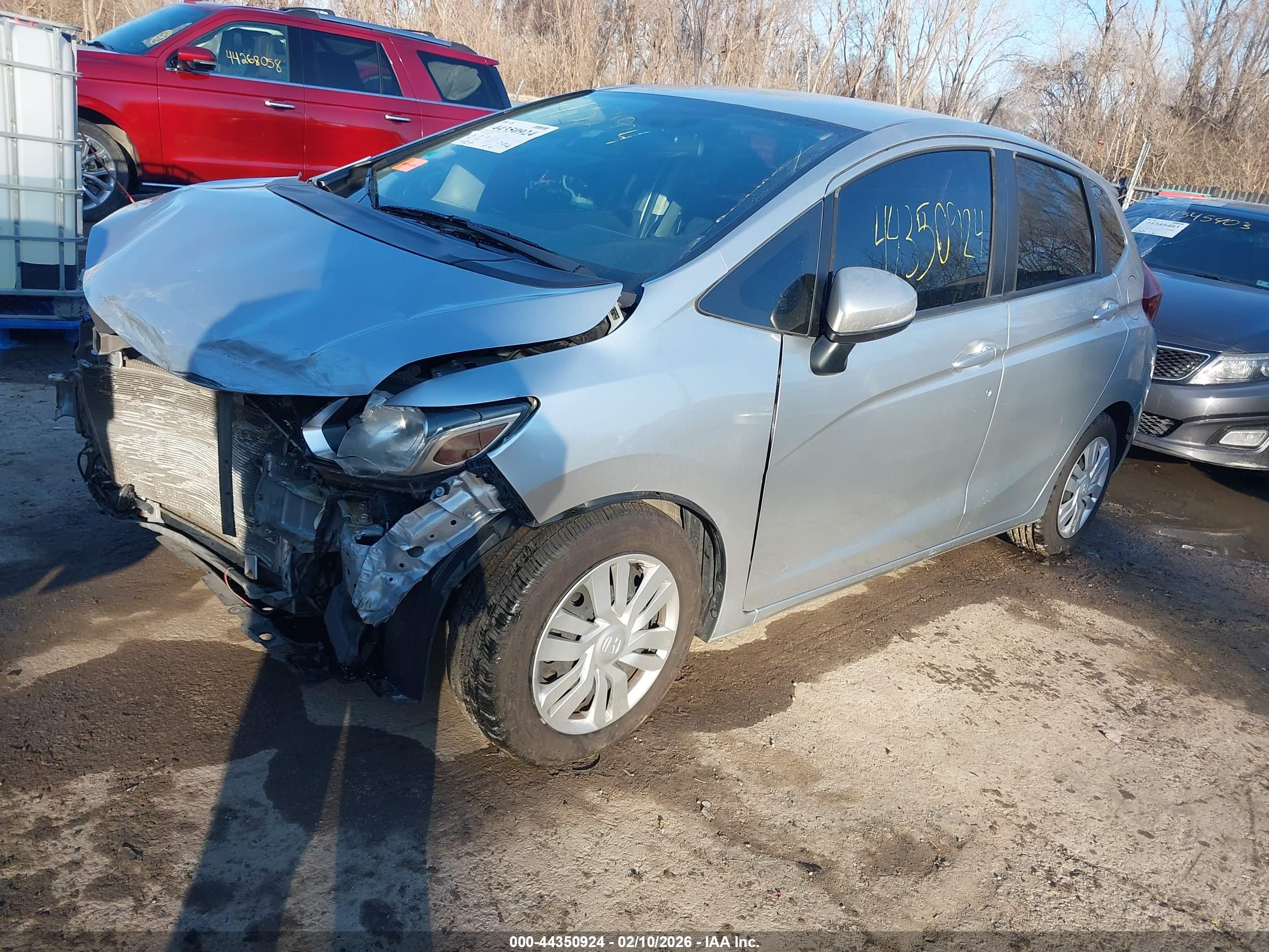 HONDA FIT image 2