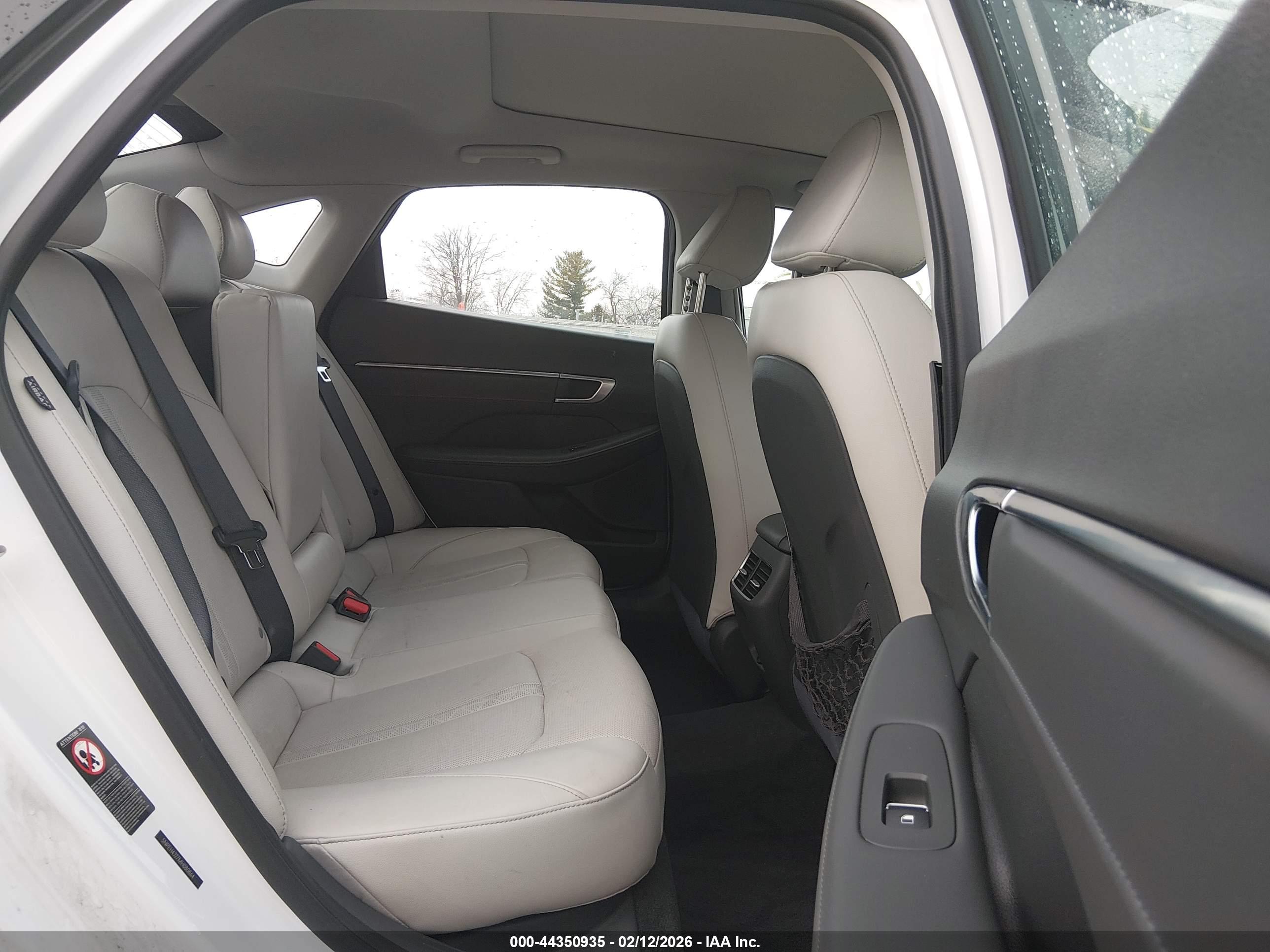 HYUNDAI SONATA image 8