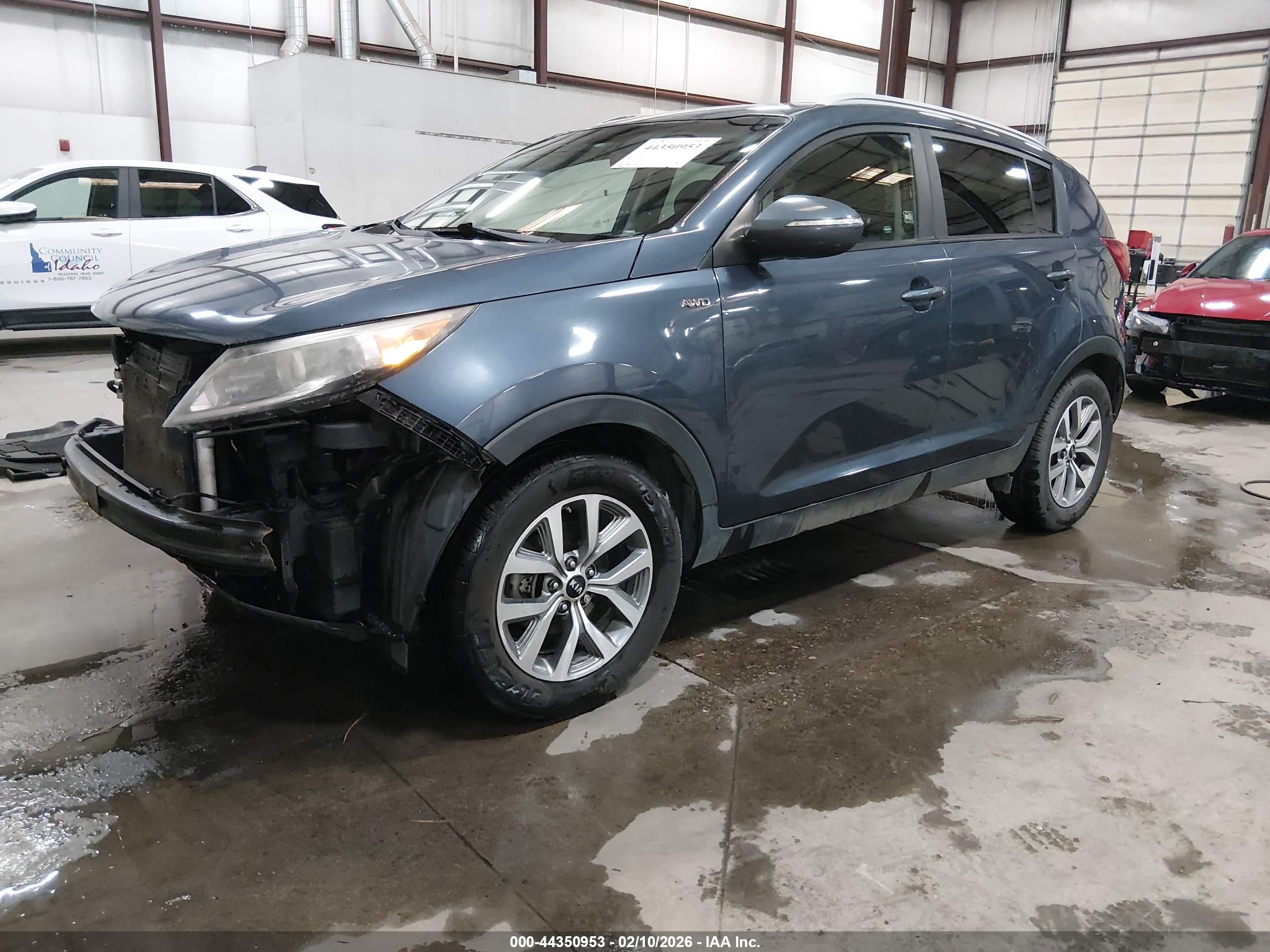 KIA SPORTAGE image 2