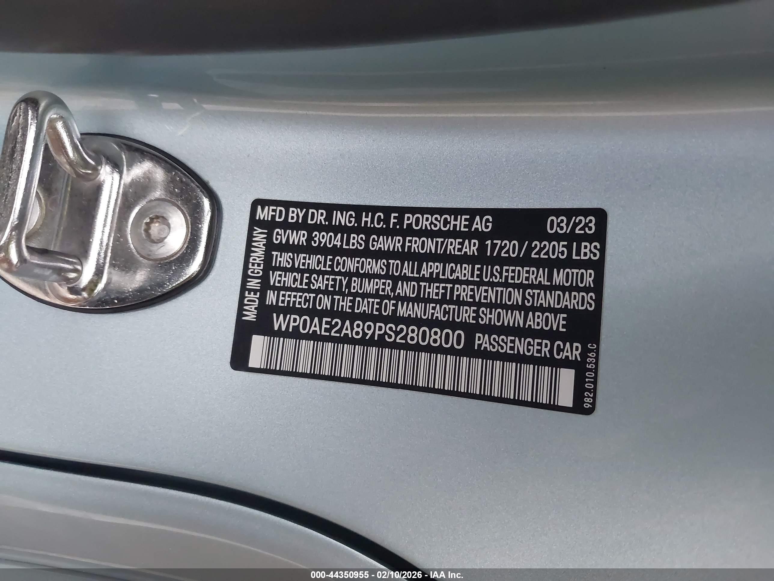 PORSCHE 718 image 9