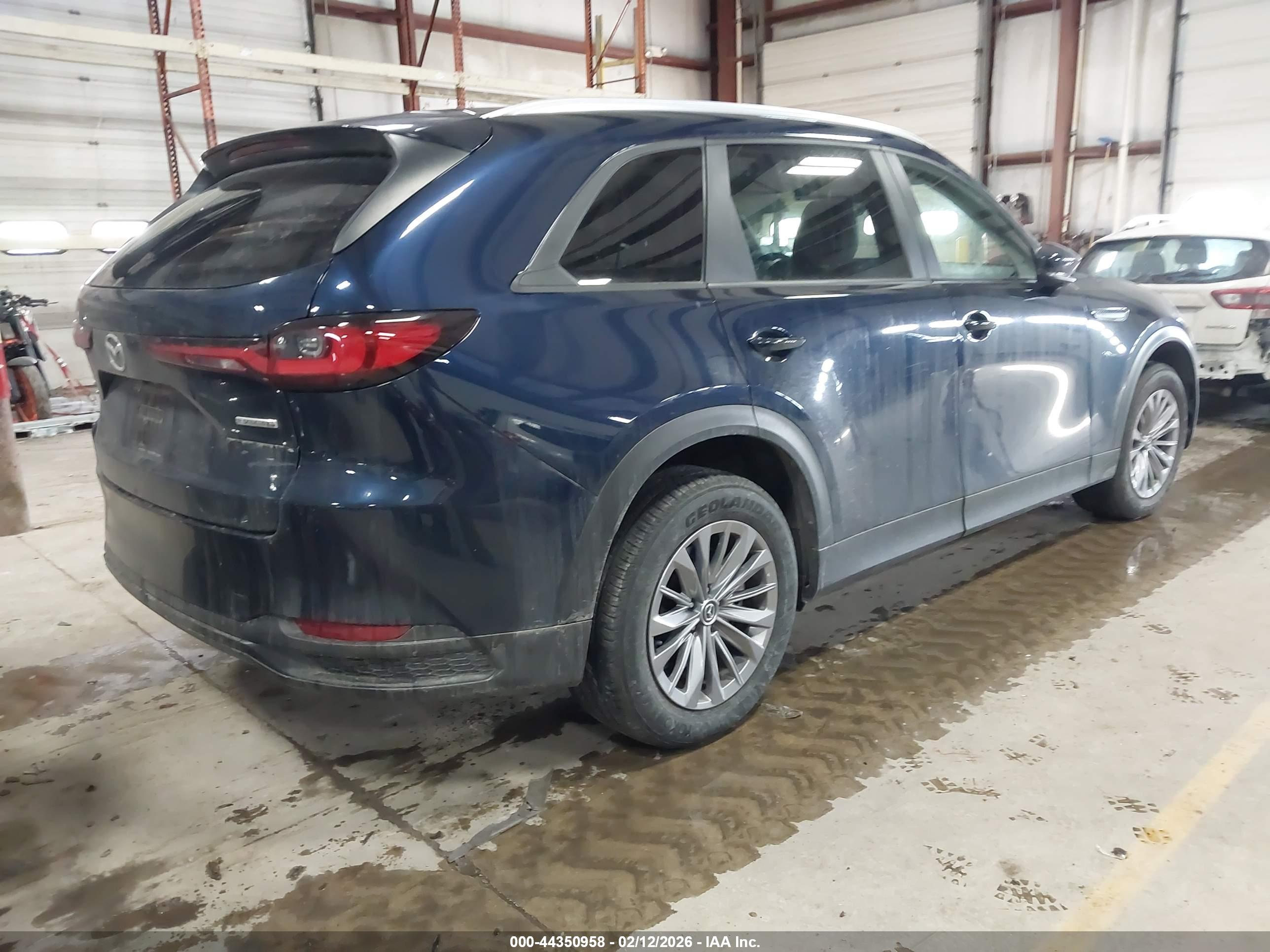 MAZDA CX-90 image 4