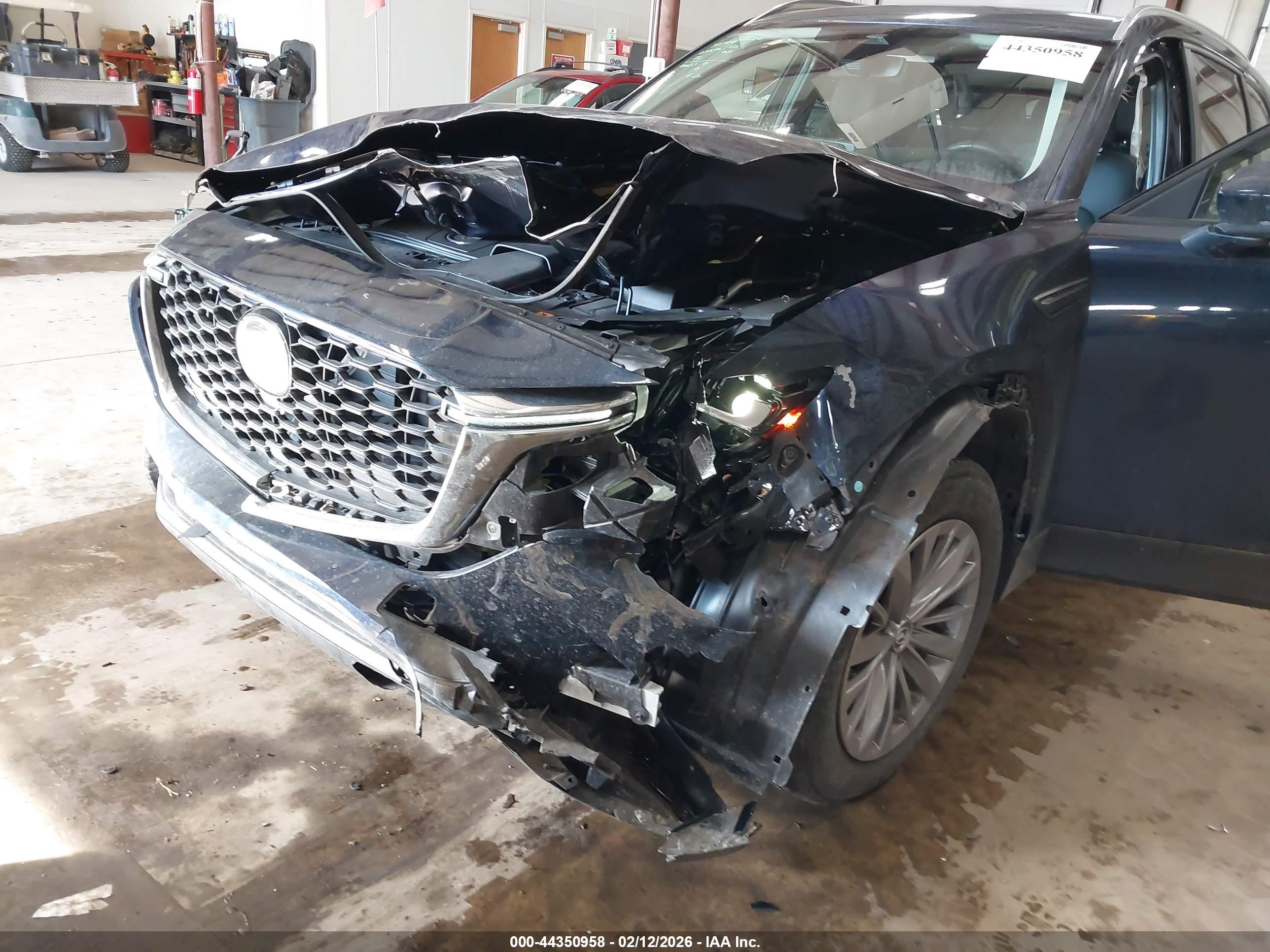 MAZDA CX-90 image 6
