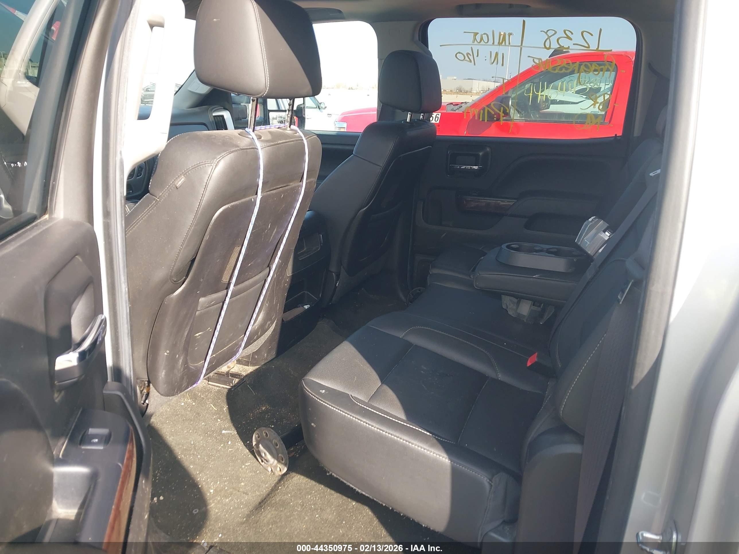 GMC SIERRA image 7