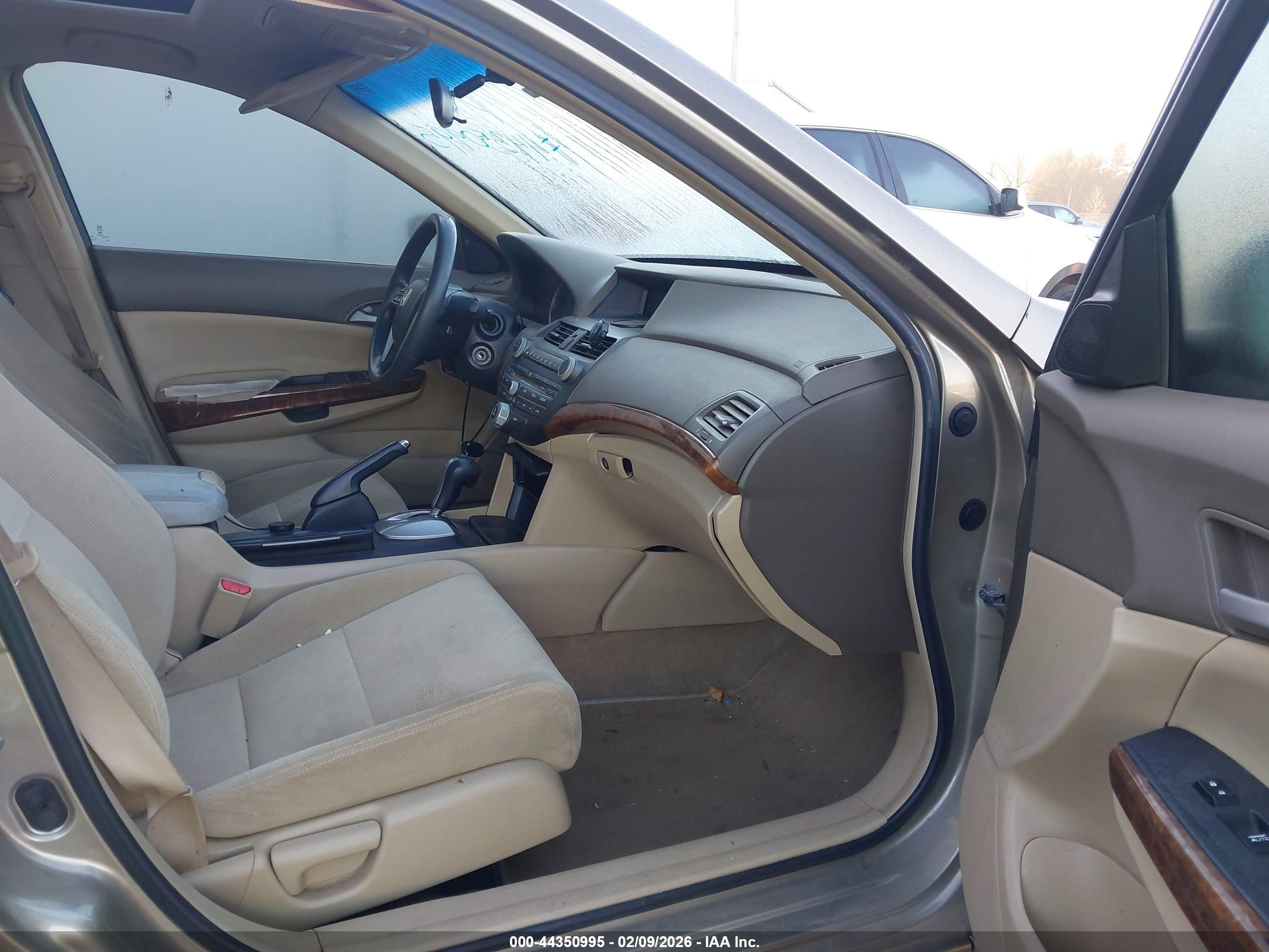 HONDA ACCORD image 5