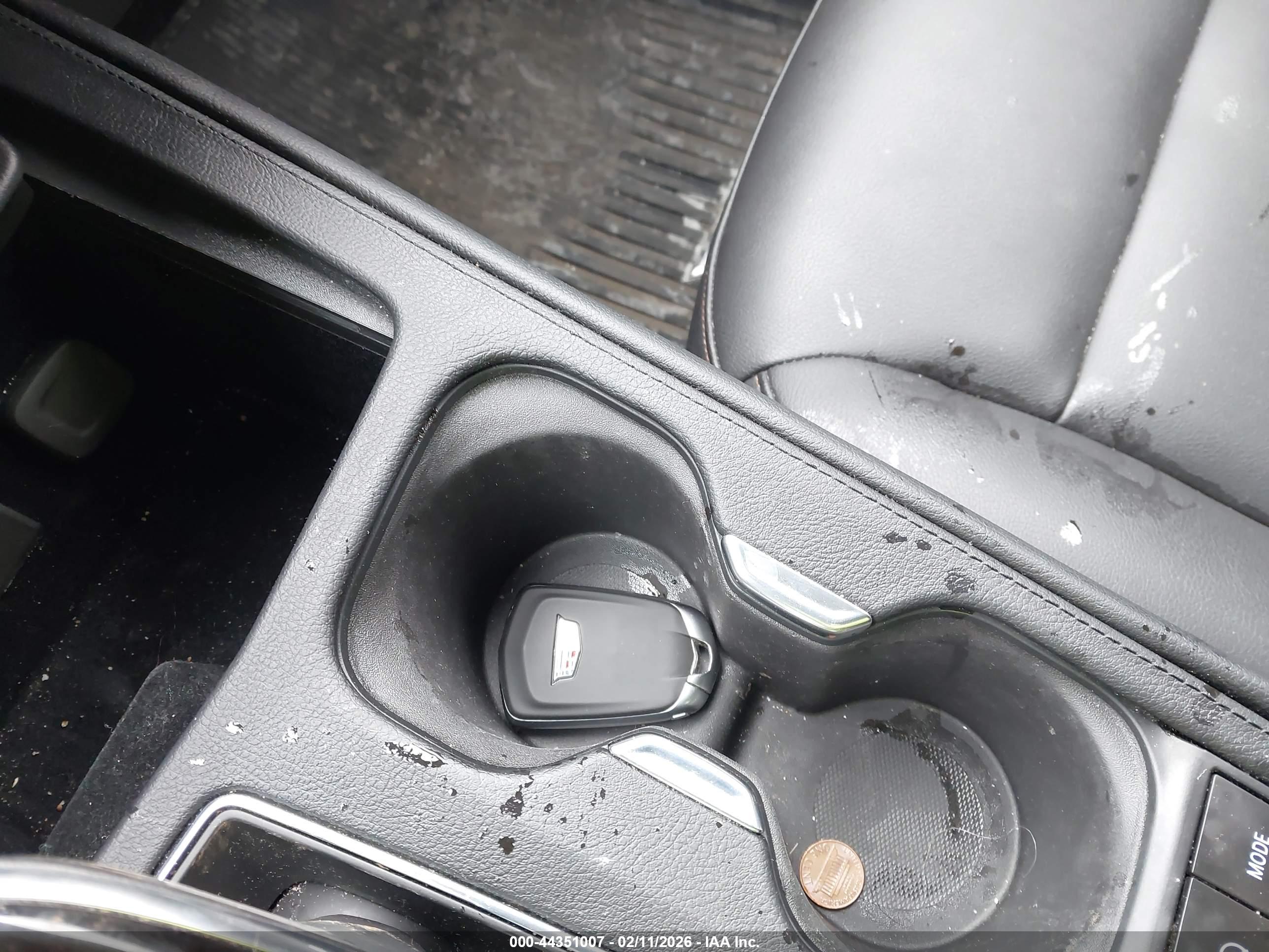 CADILLAC XT4 image 11