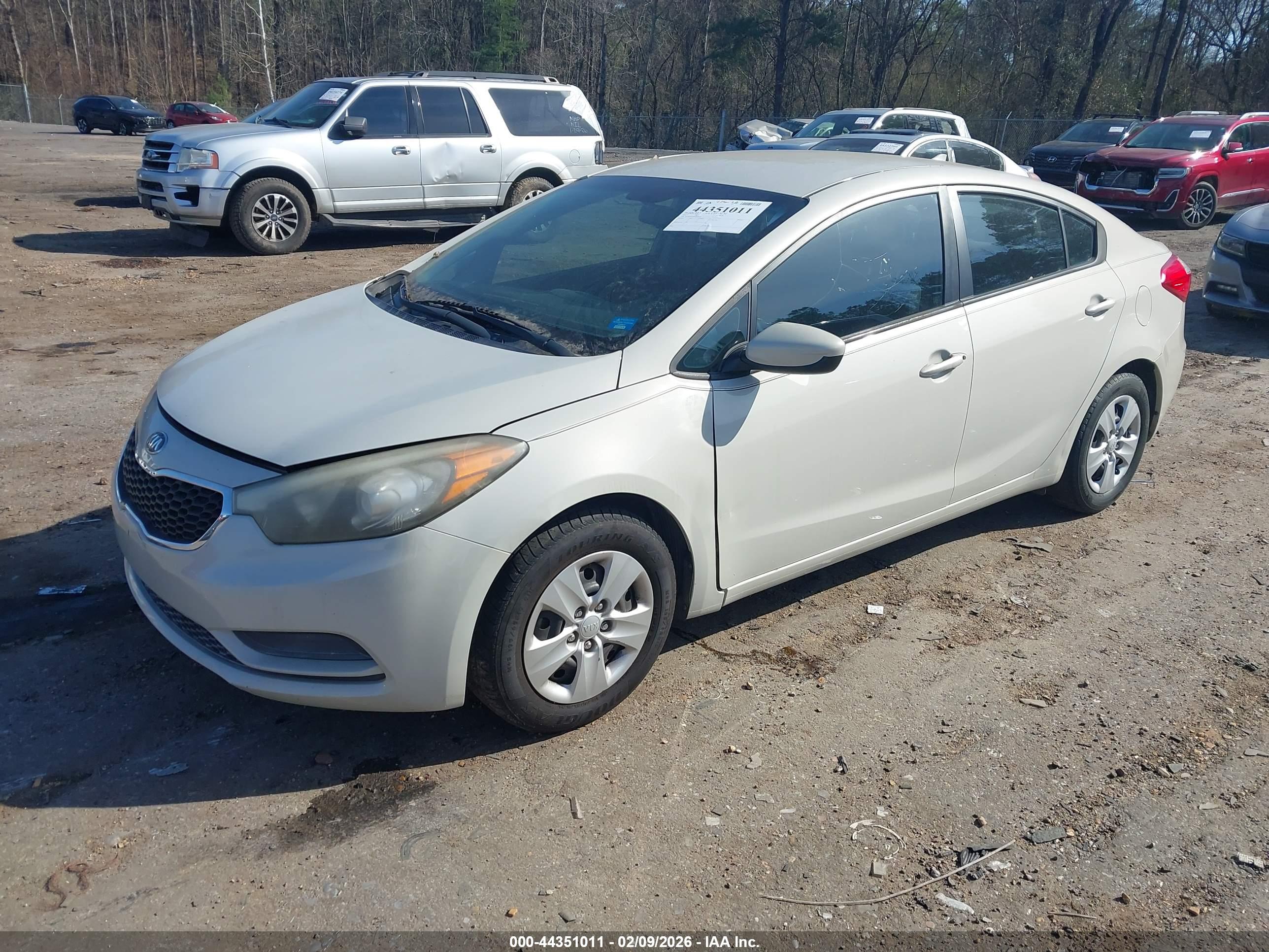 KIA FORTE image 2