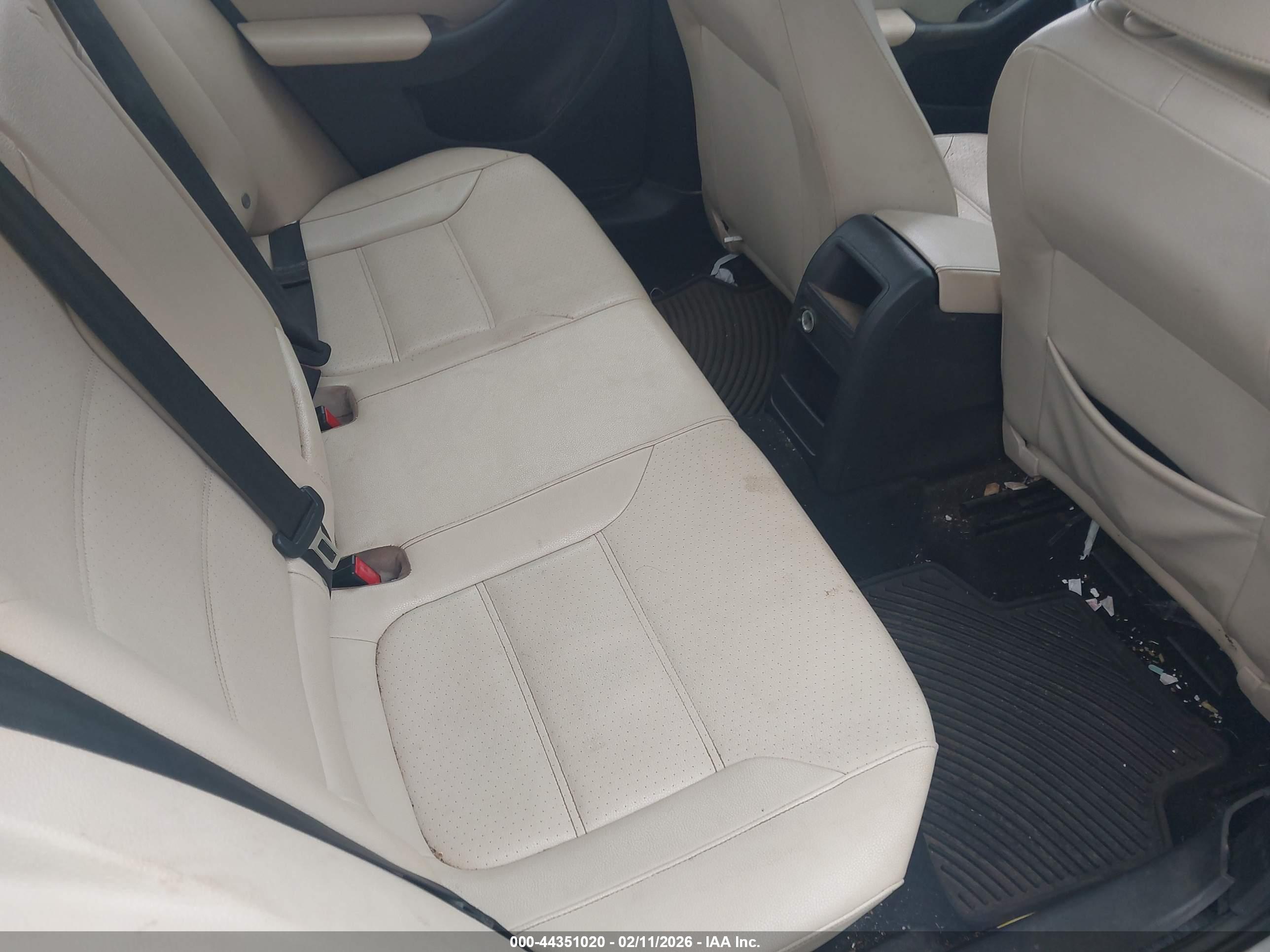 VOLKSWAGEN JETTA image 8
