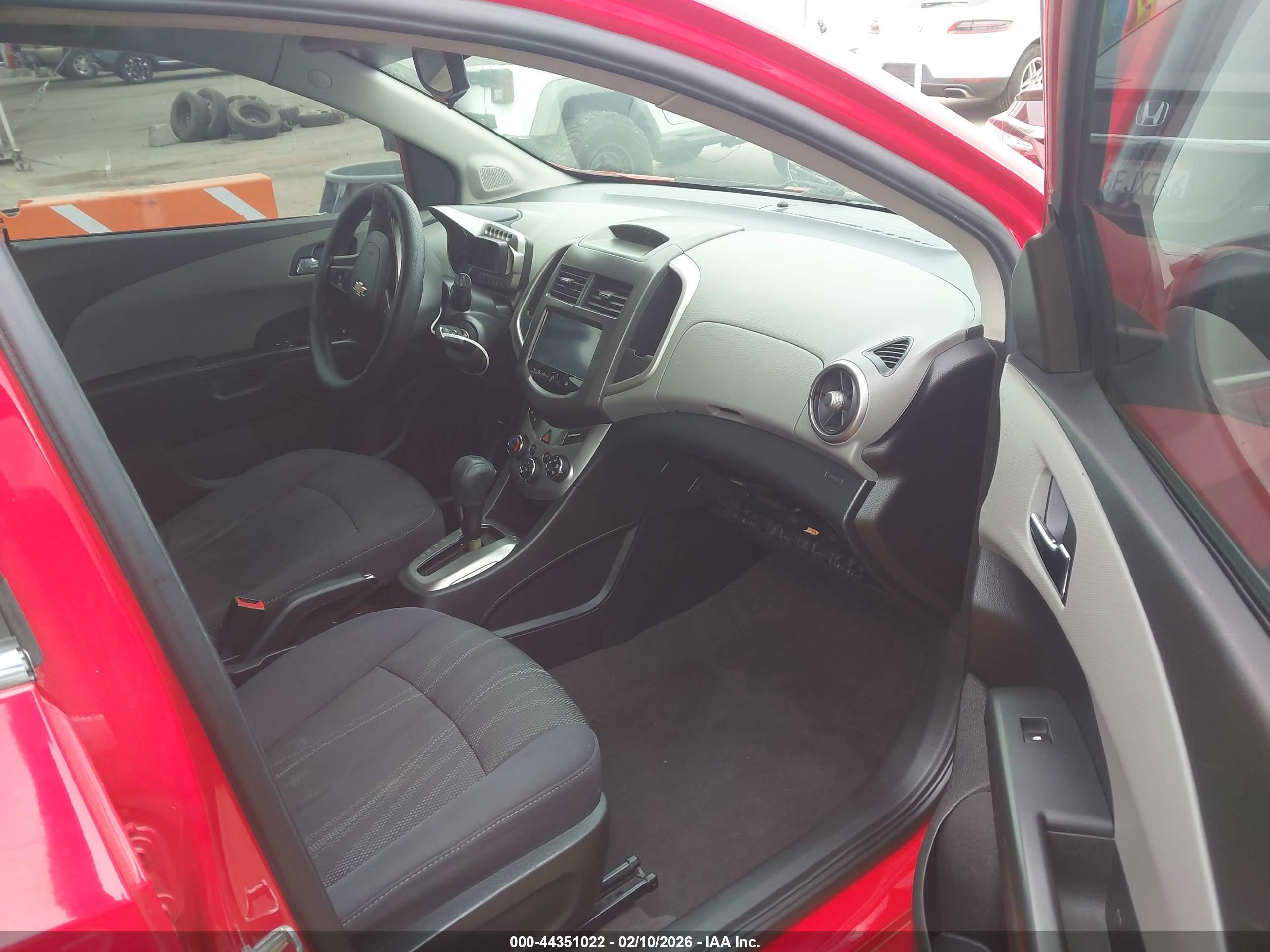 CHEVROLET SONIC image 5