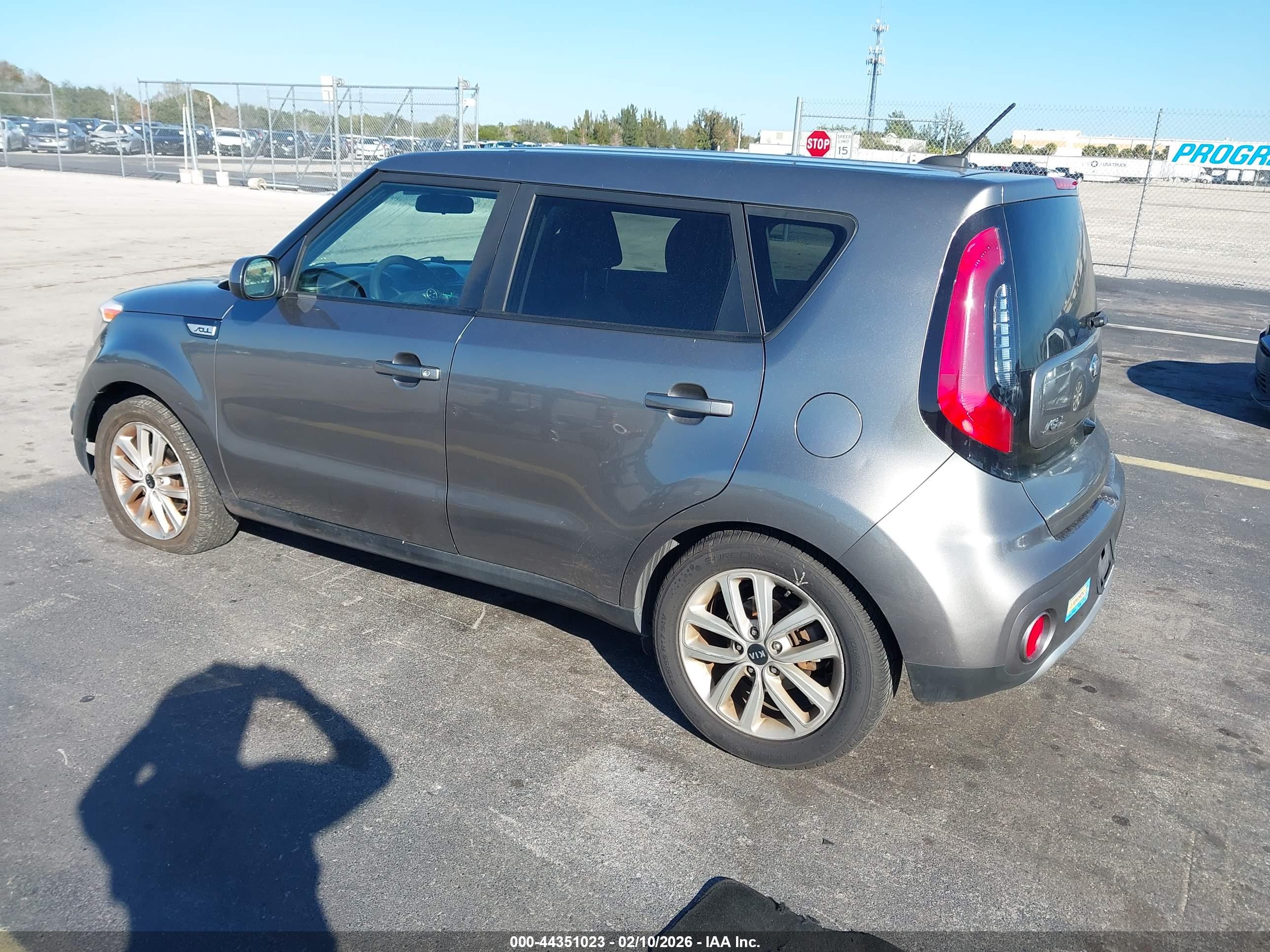 KIA SOUL image 3