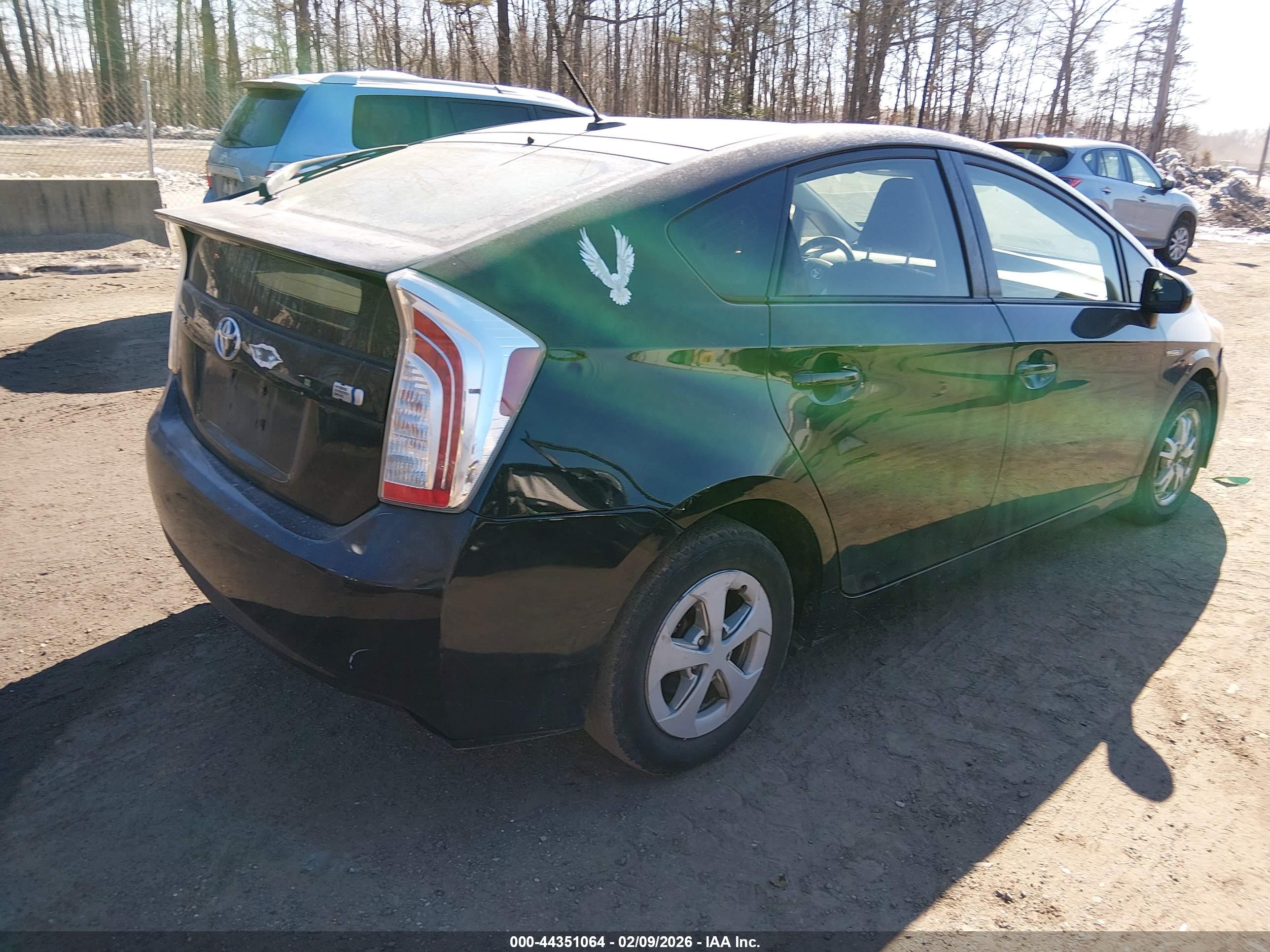TOYOTA PRIUS image 4
