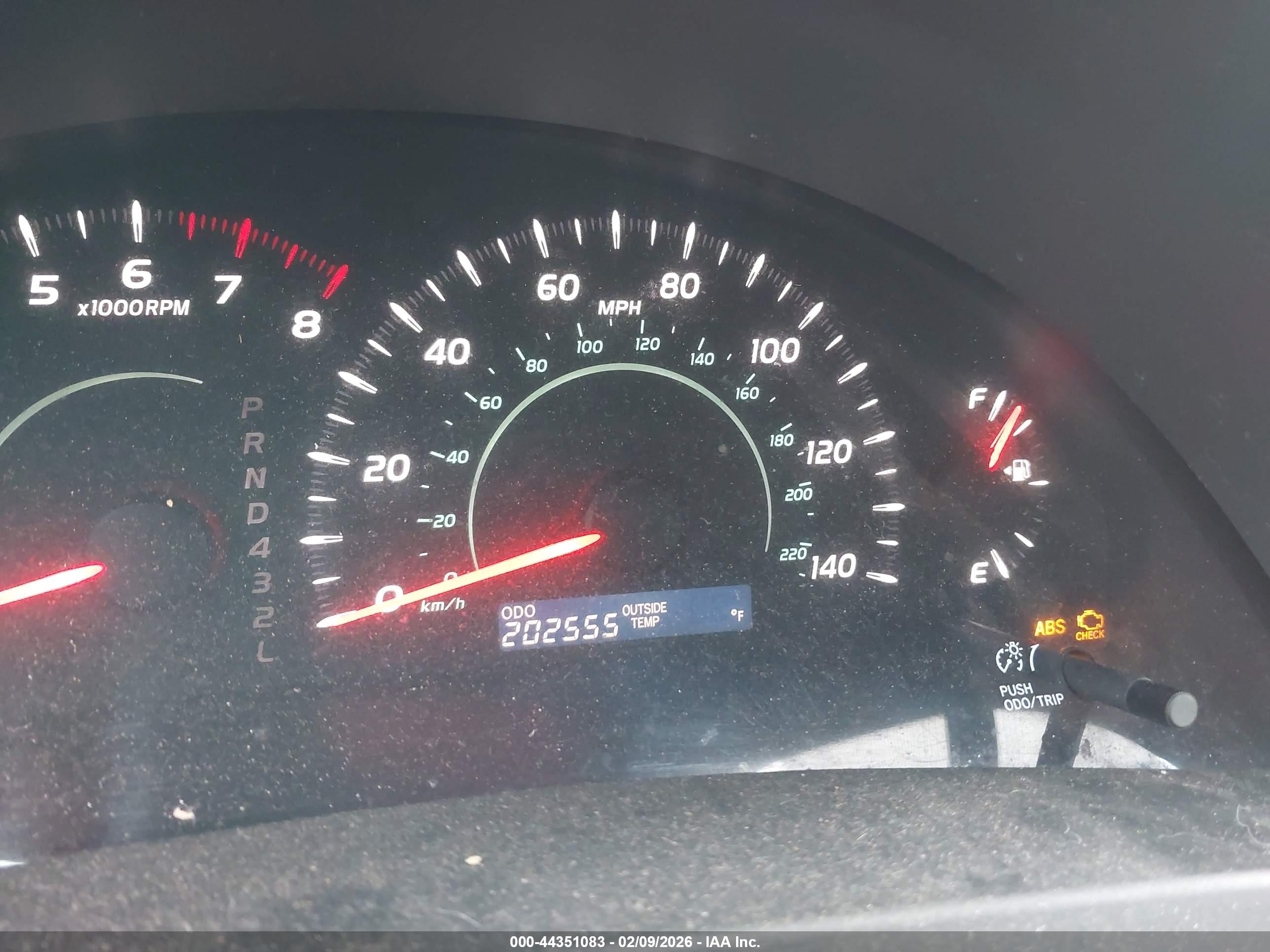 TOYOTA CAMRY image 7