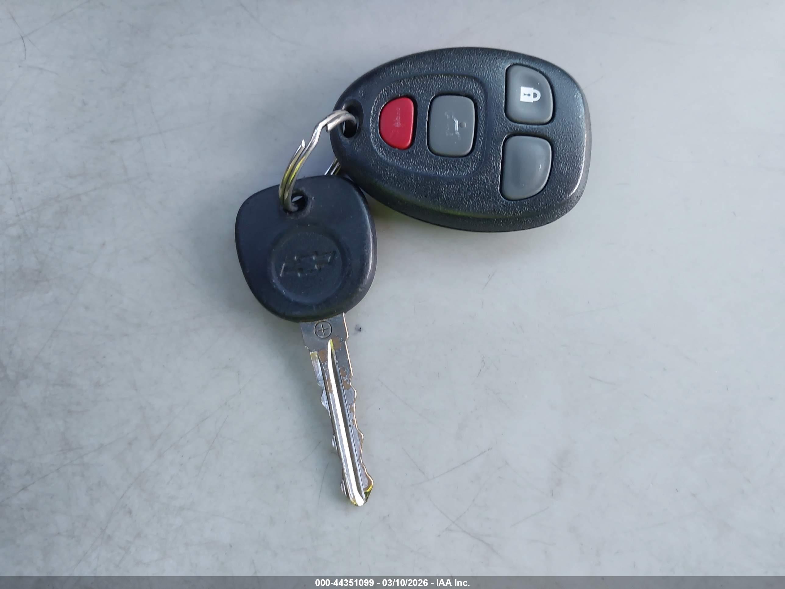CHEVROLET HHR image 11