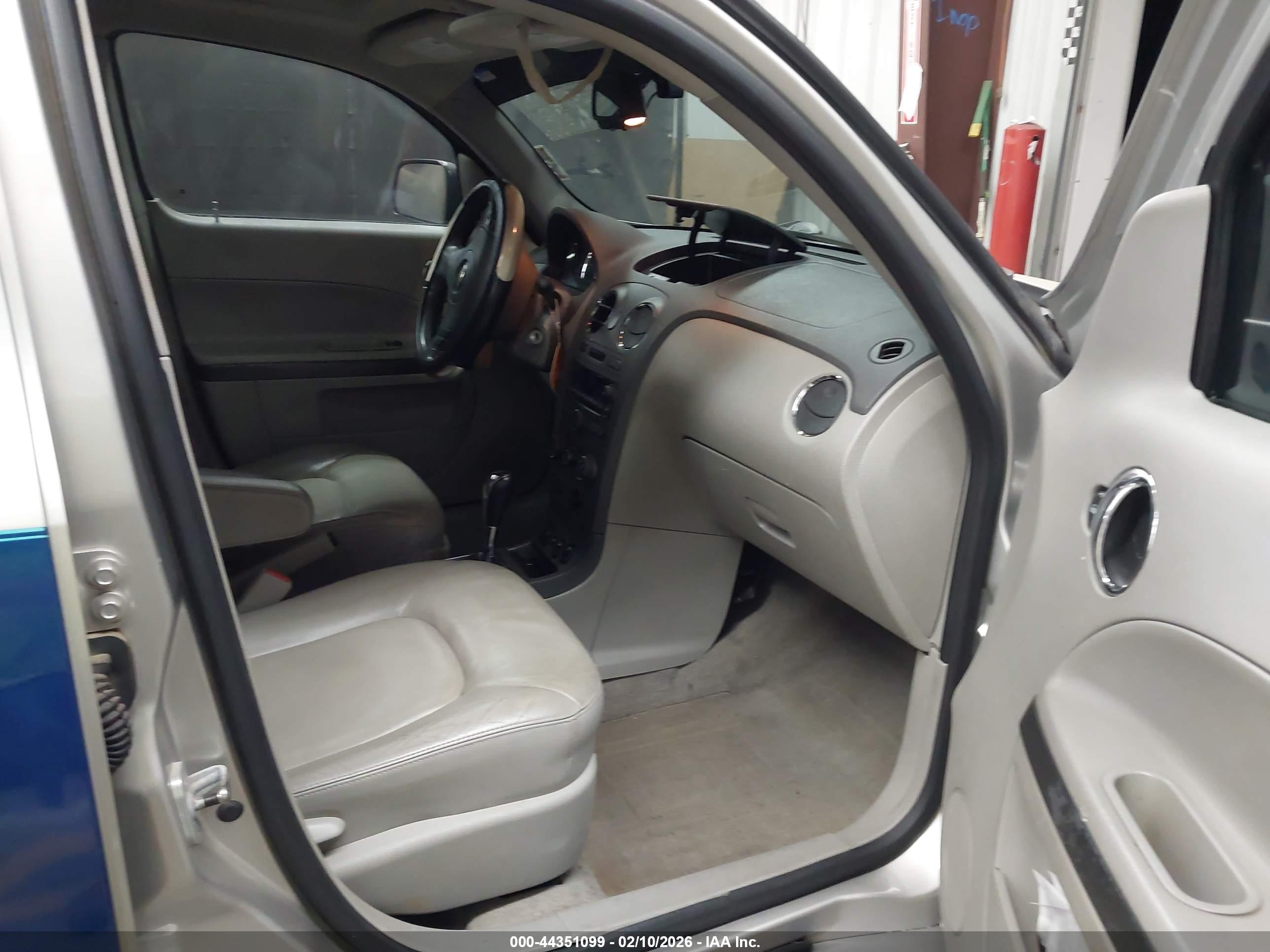 CHEVROLET HHR image 5