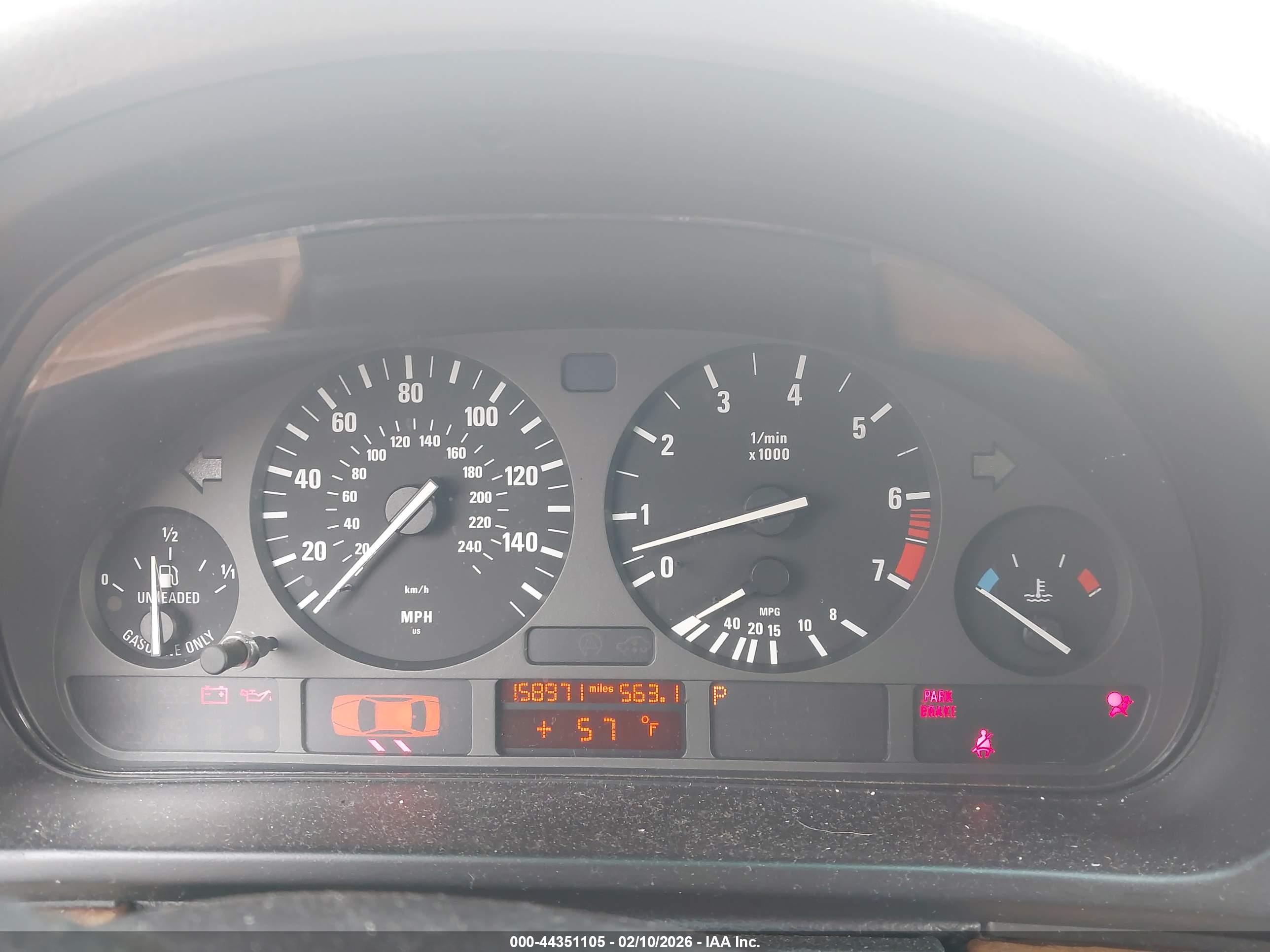 BMW 528I image 7