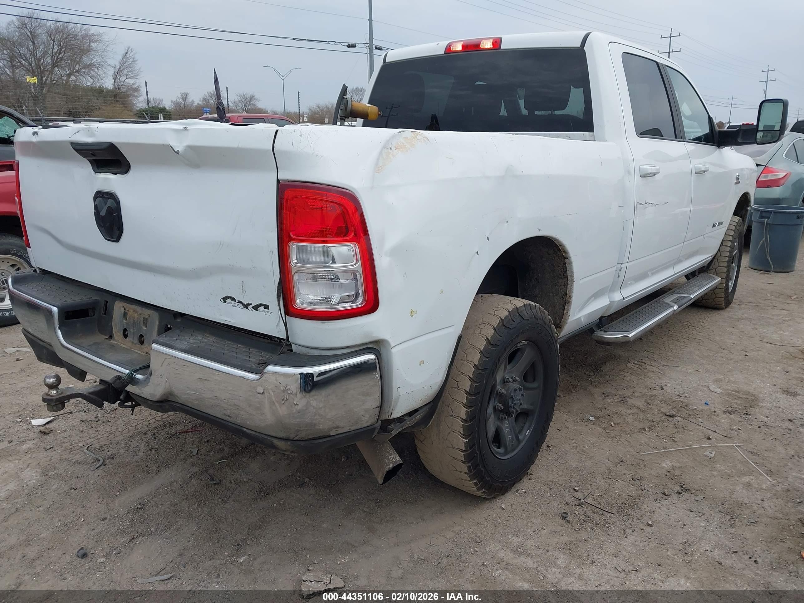 RAM 2500 image 4