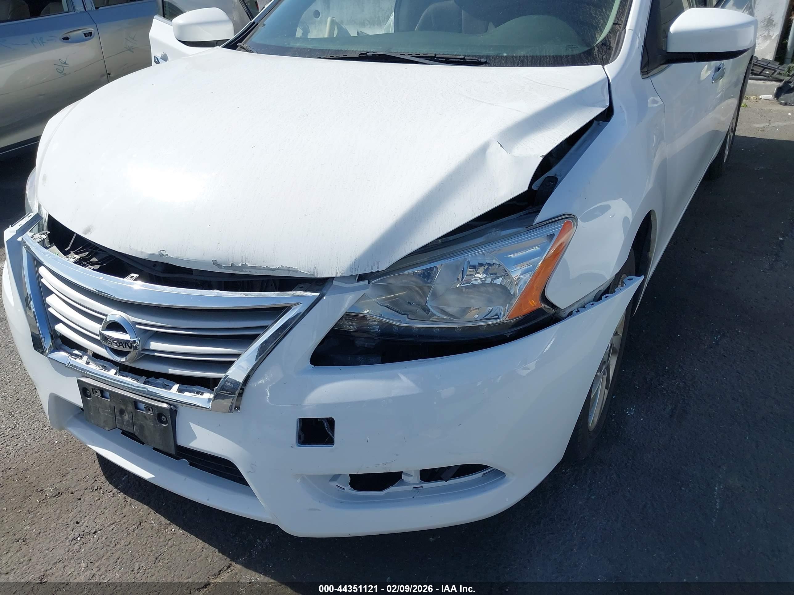 NISSAN SENTRA image 6