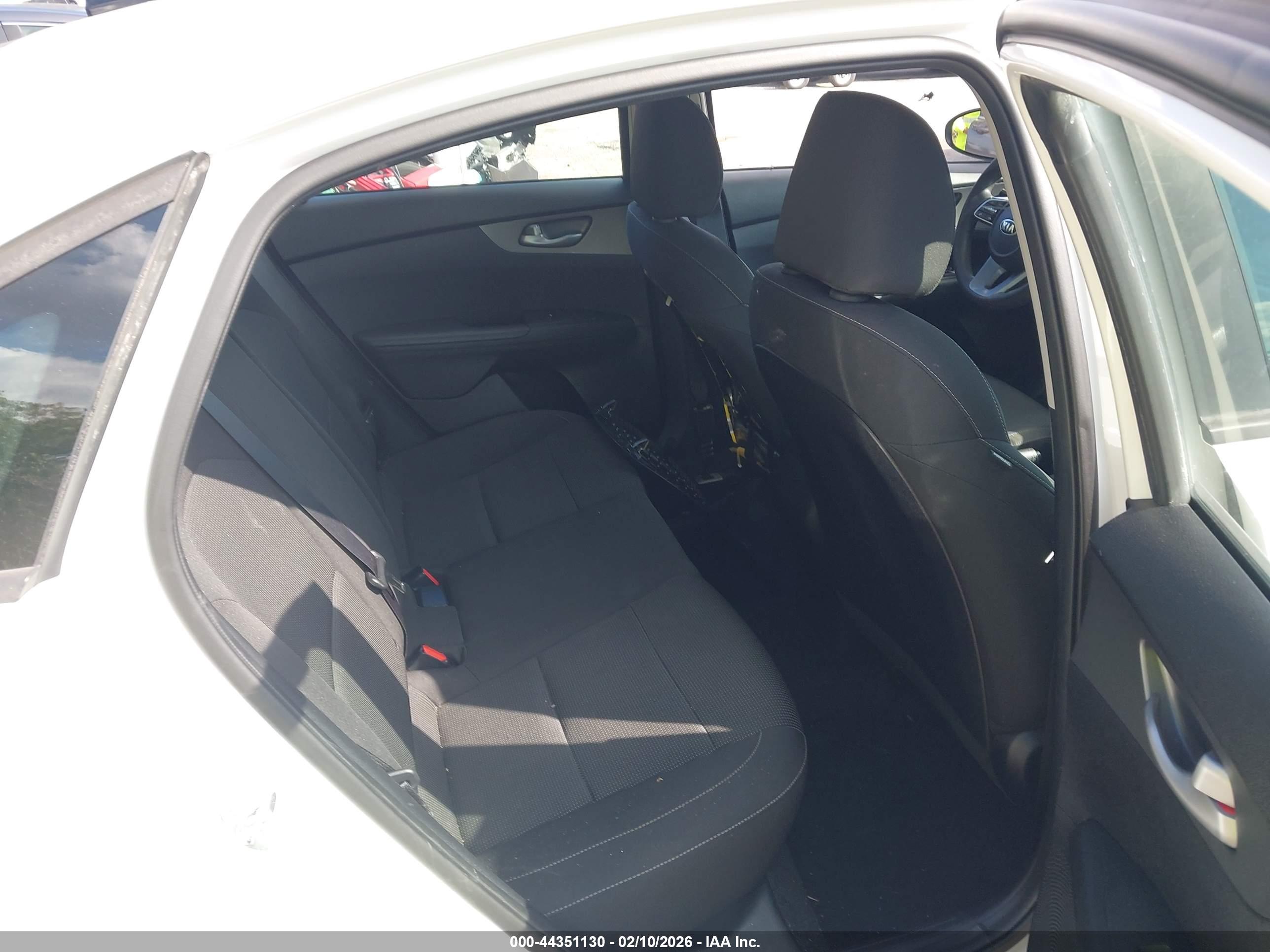 KIA FORTE image 8