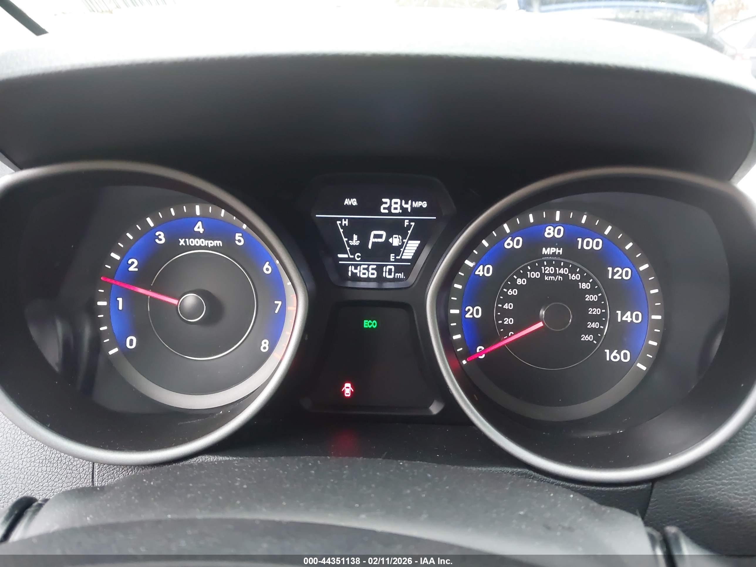 HYUNDAI ELANTRA image 7