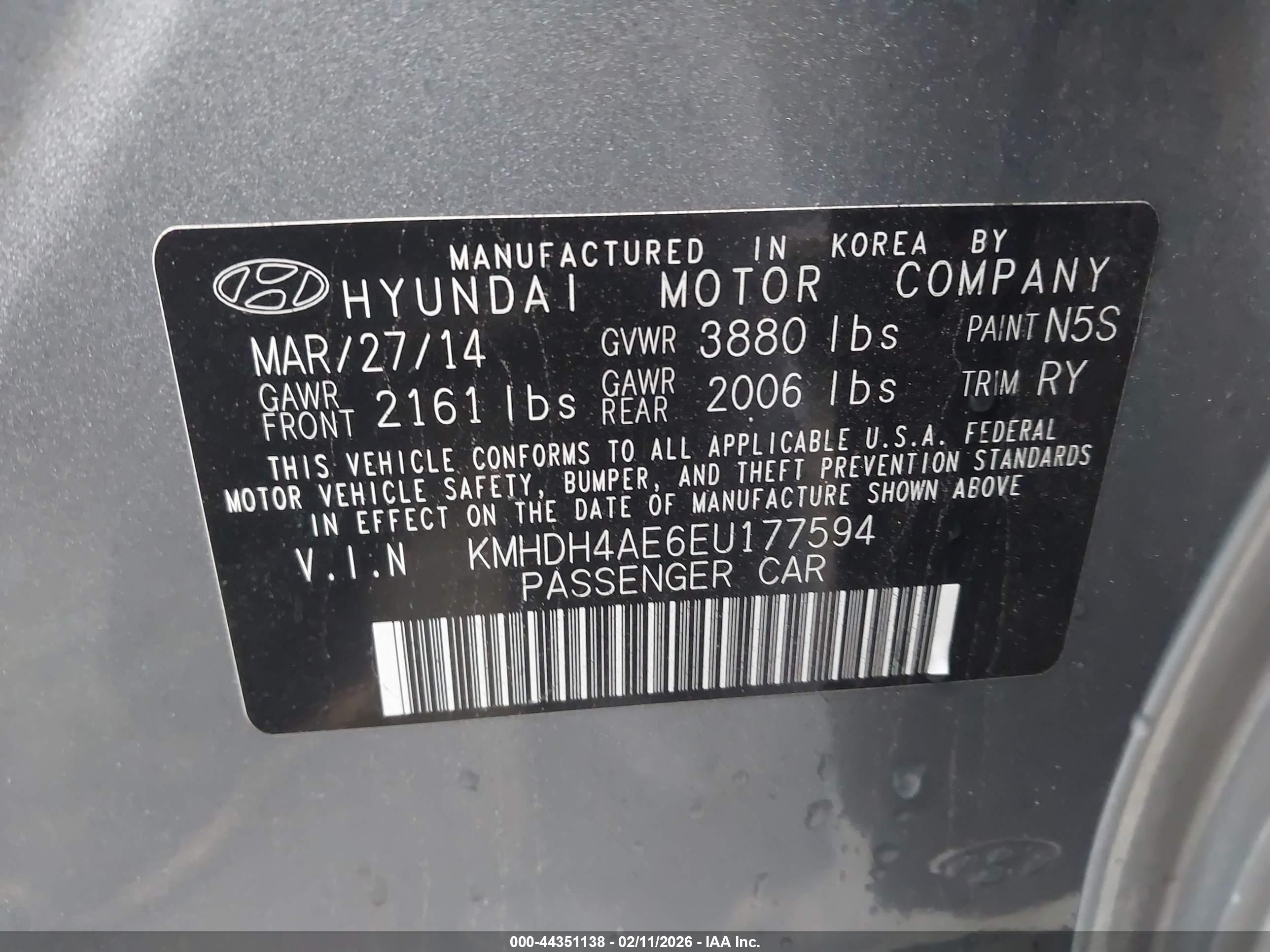 HYUNDAI ELANTRA image 9