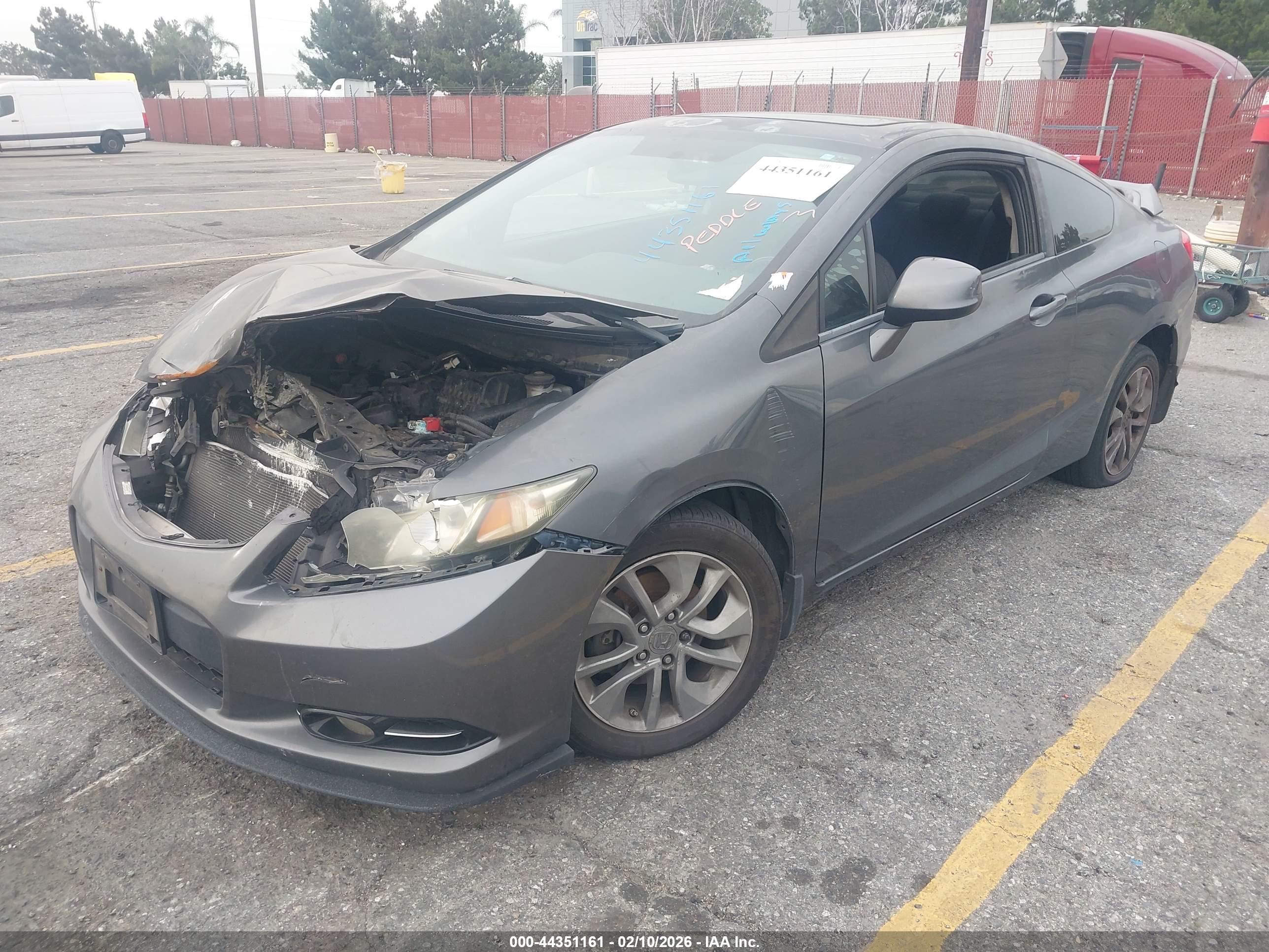 HONDA CIVIC image 2
