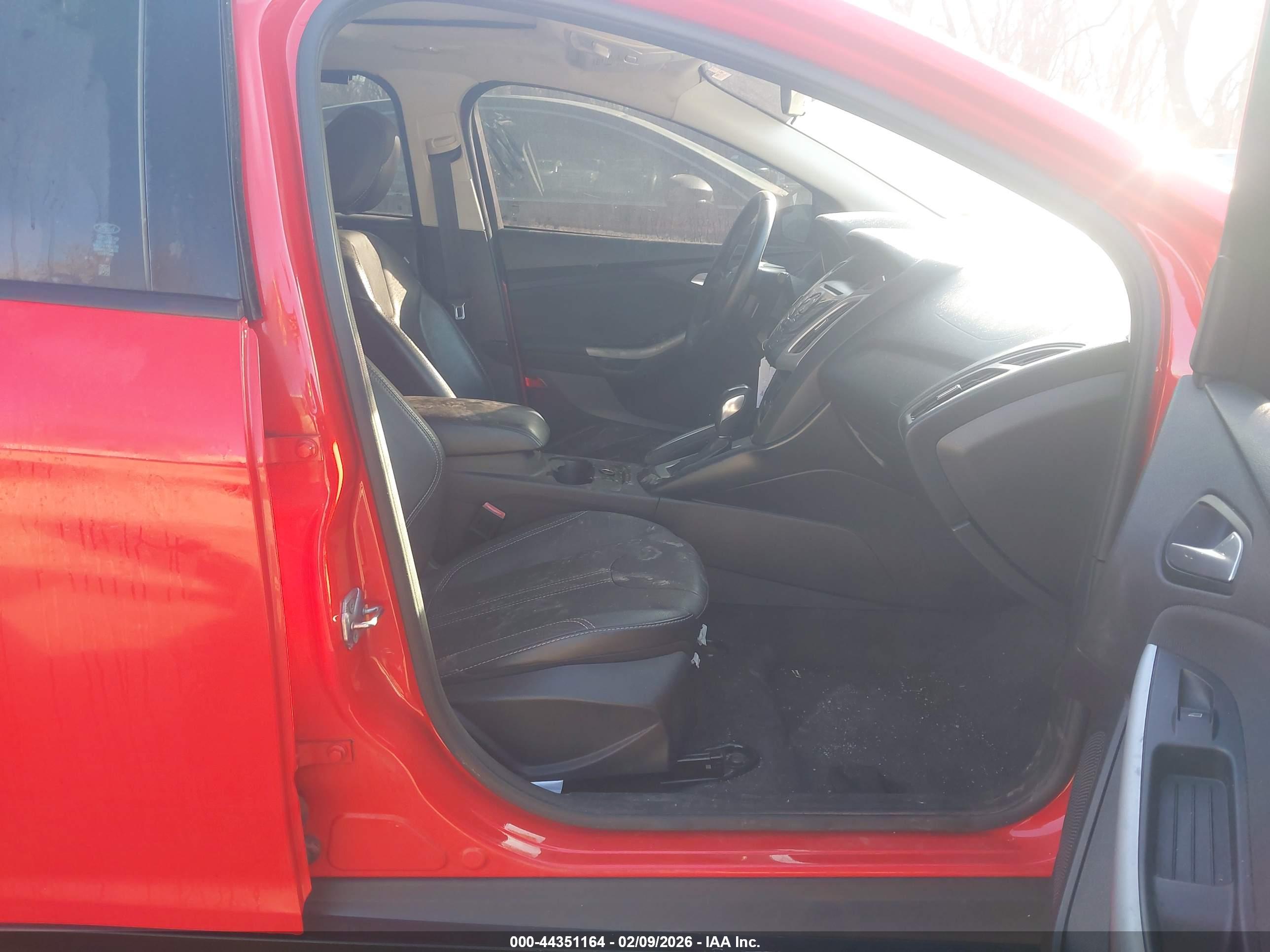 FORD FOCUS image 5
