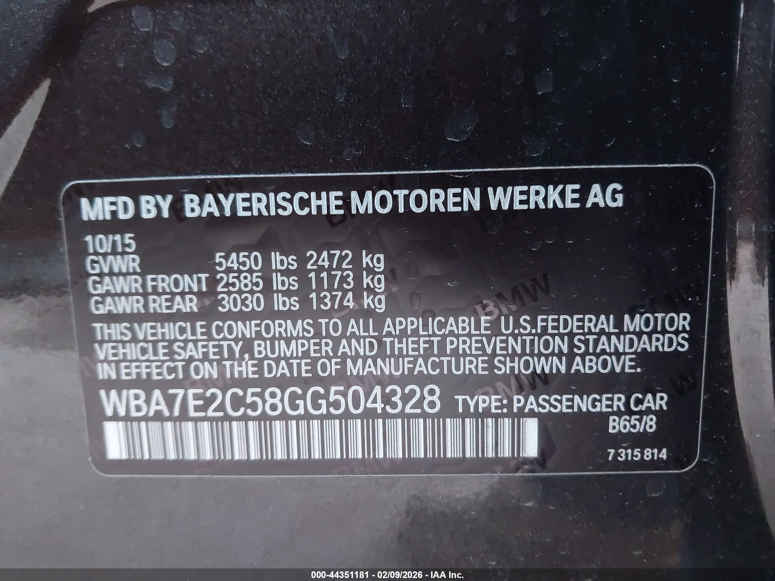 BMW 740I image 9