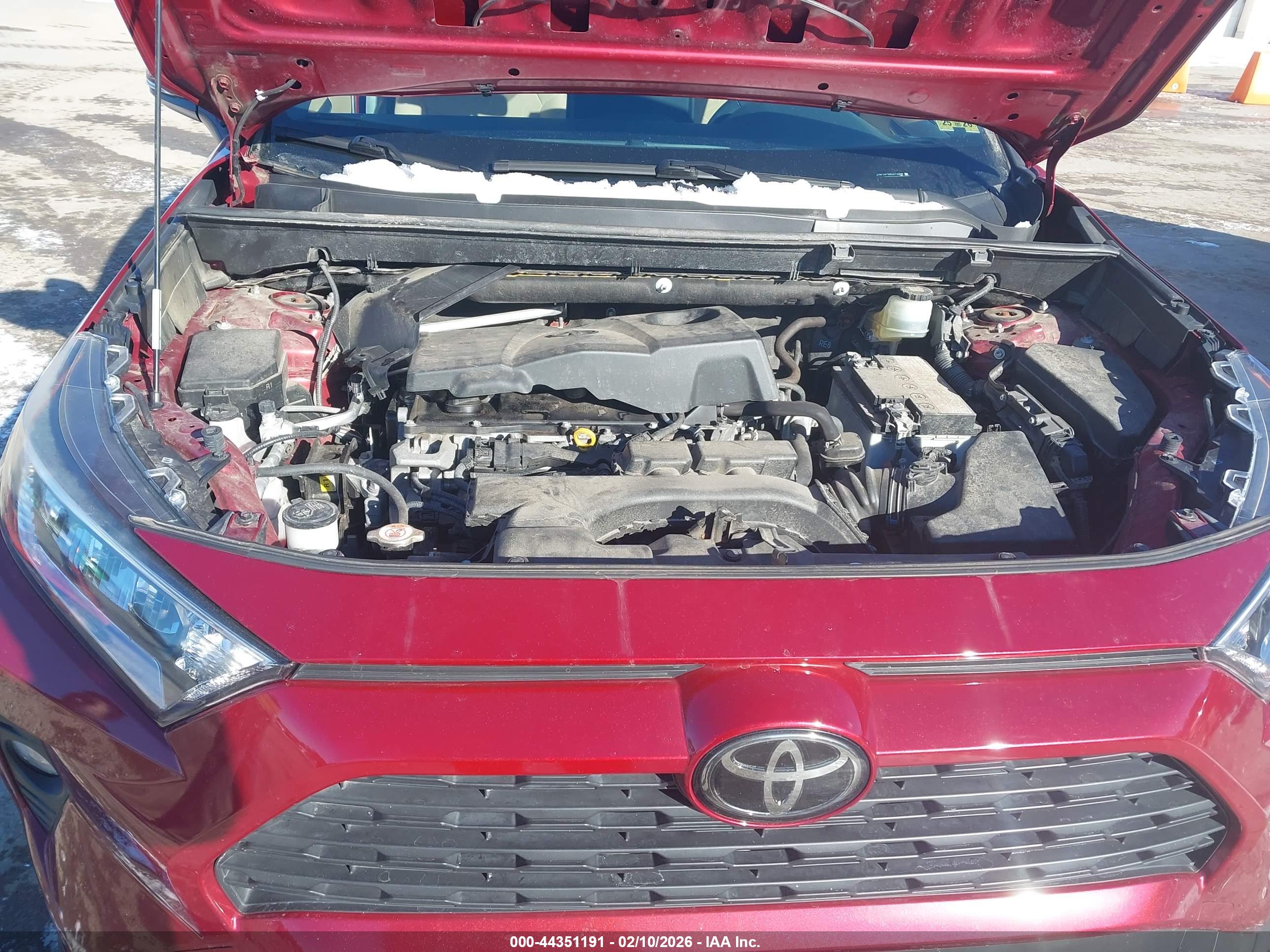 TOYOTA RAV4 image 10