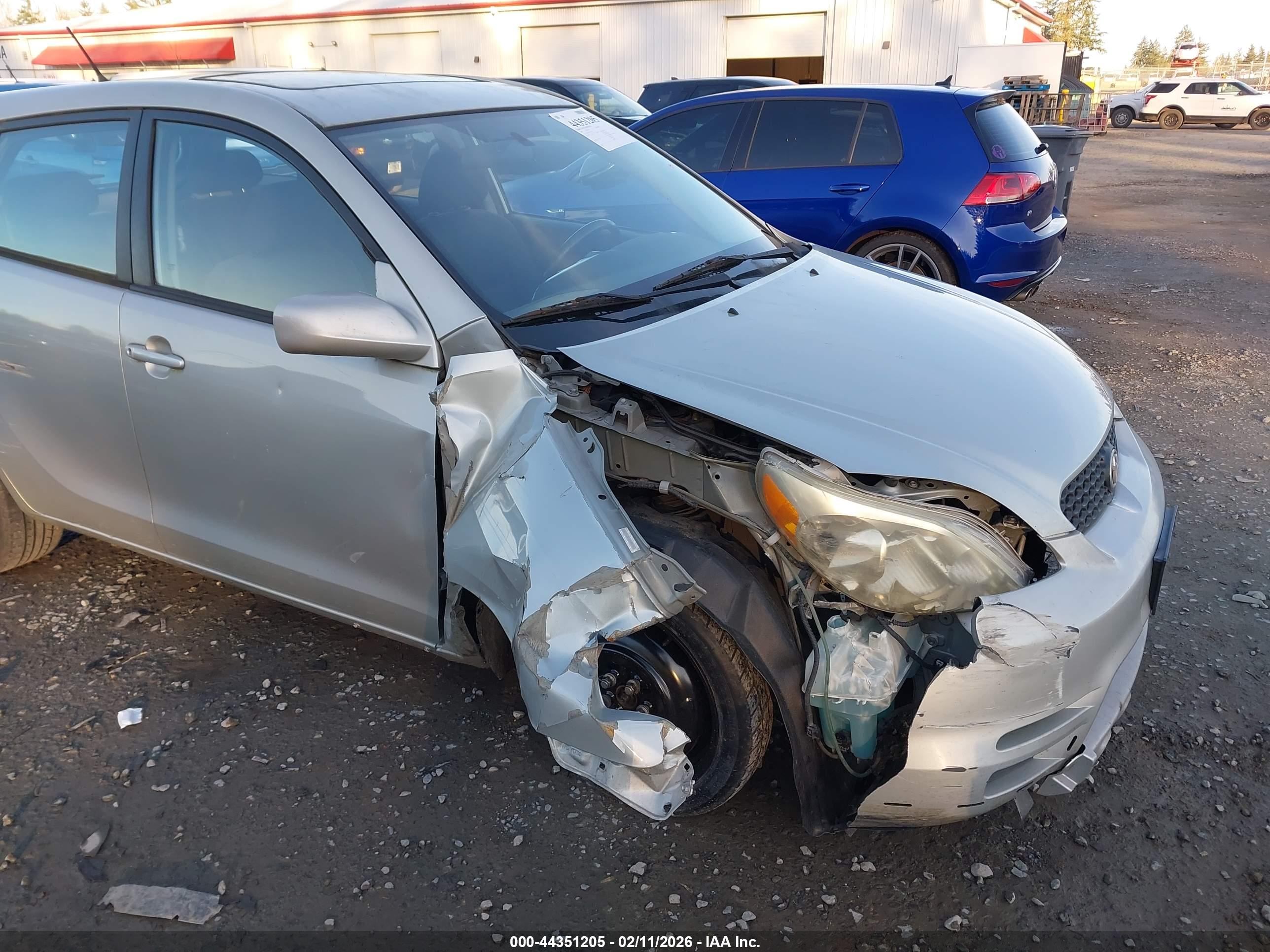 TOYOTA MATRIX image 6