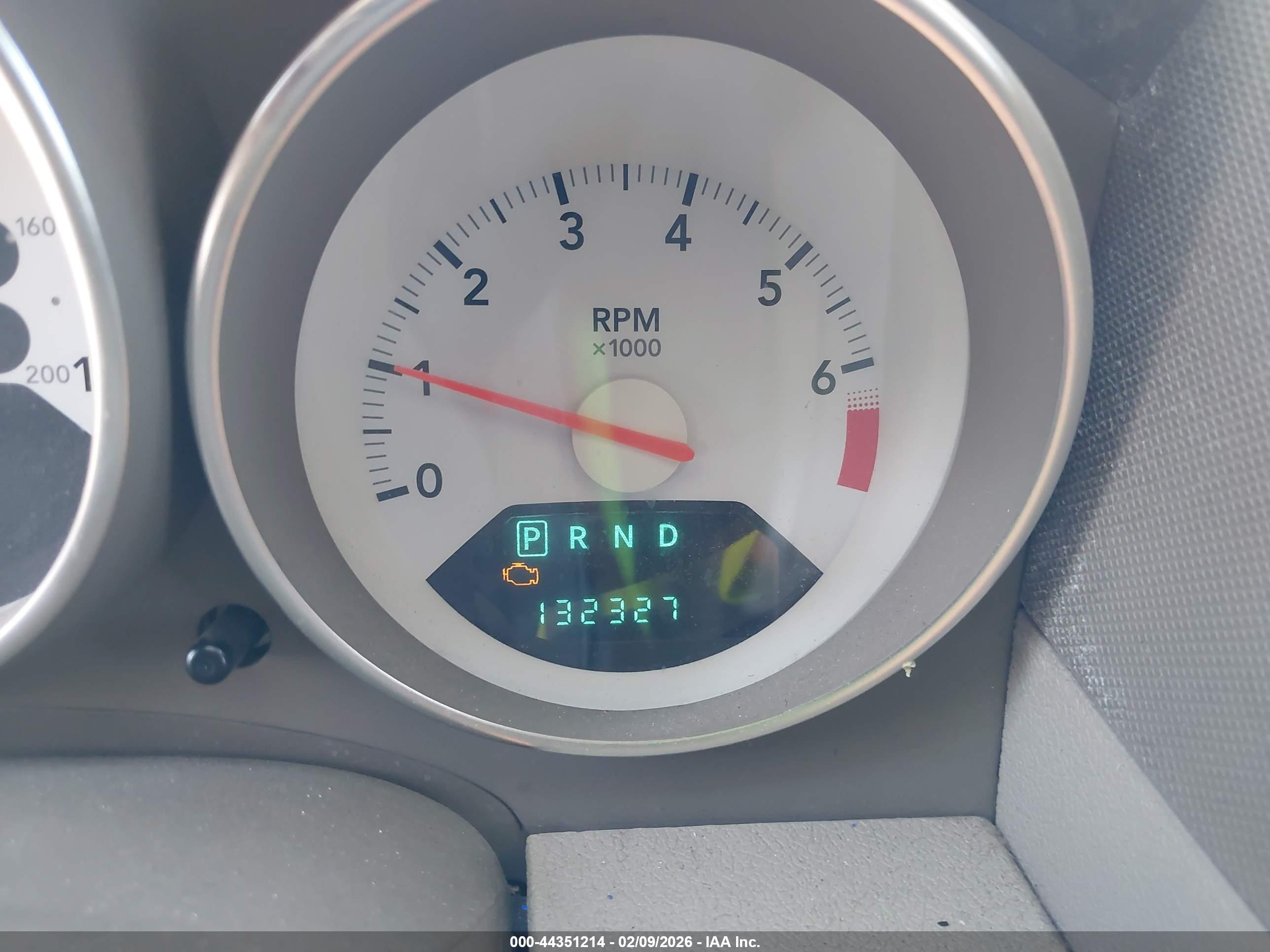 DODGE CALIBER image 7
