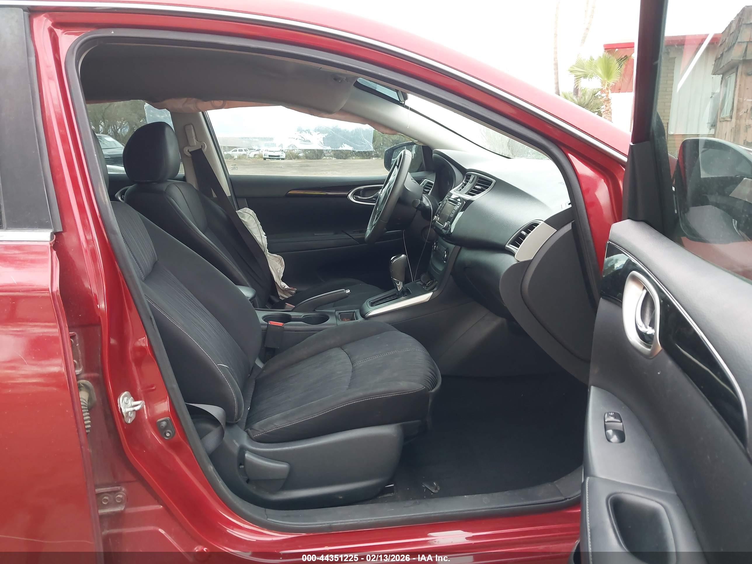 NISSAN SENTRA image 5