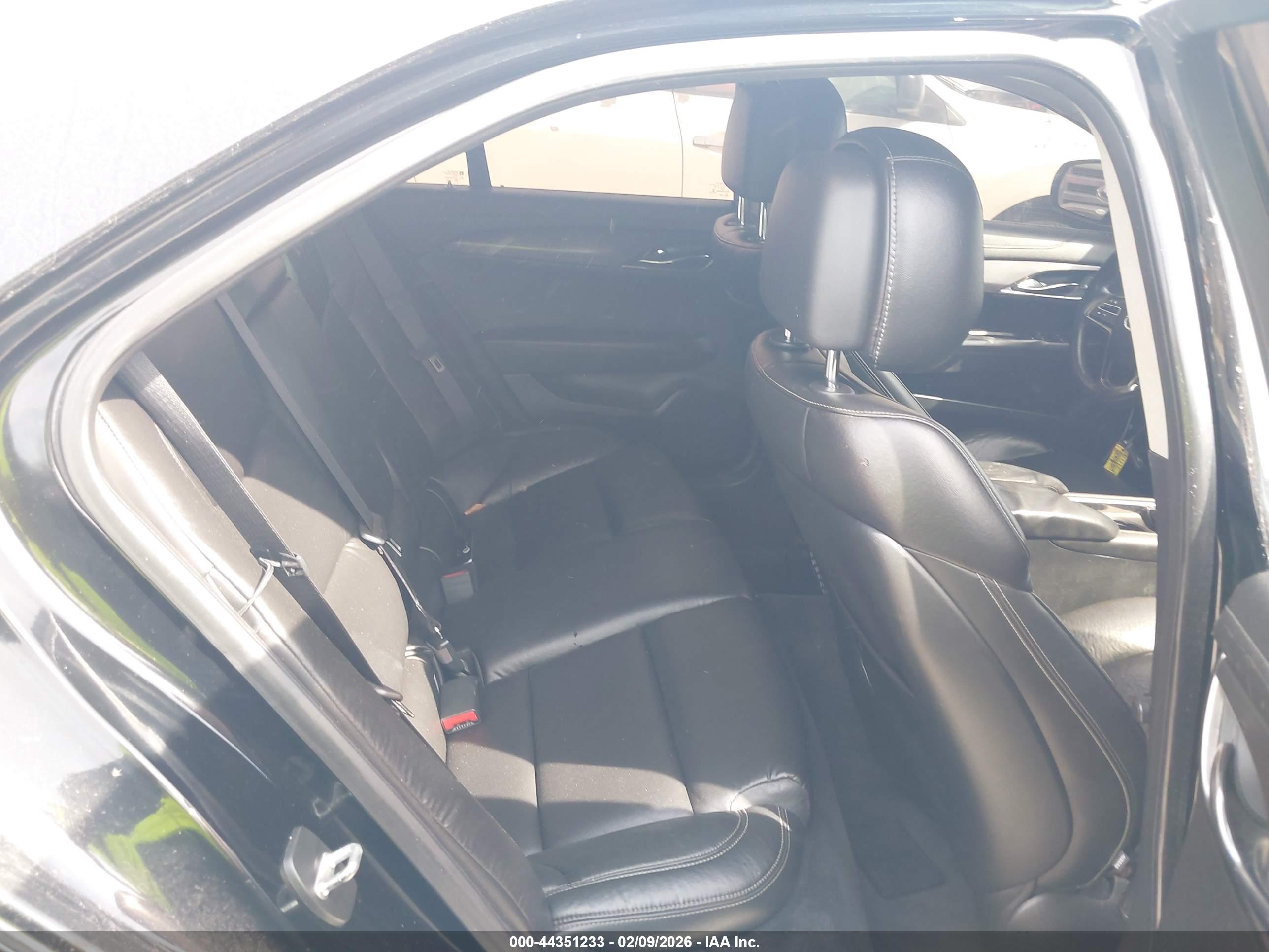 CADILLAC ATS image 8