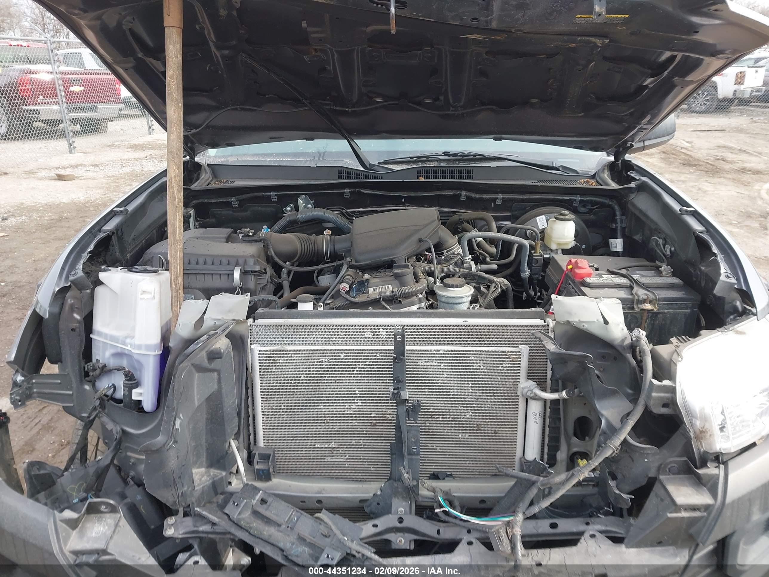 TOYOTA TACOMA image 10