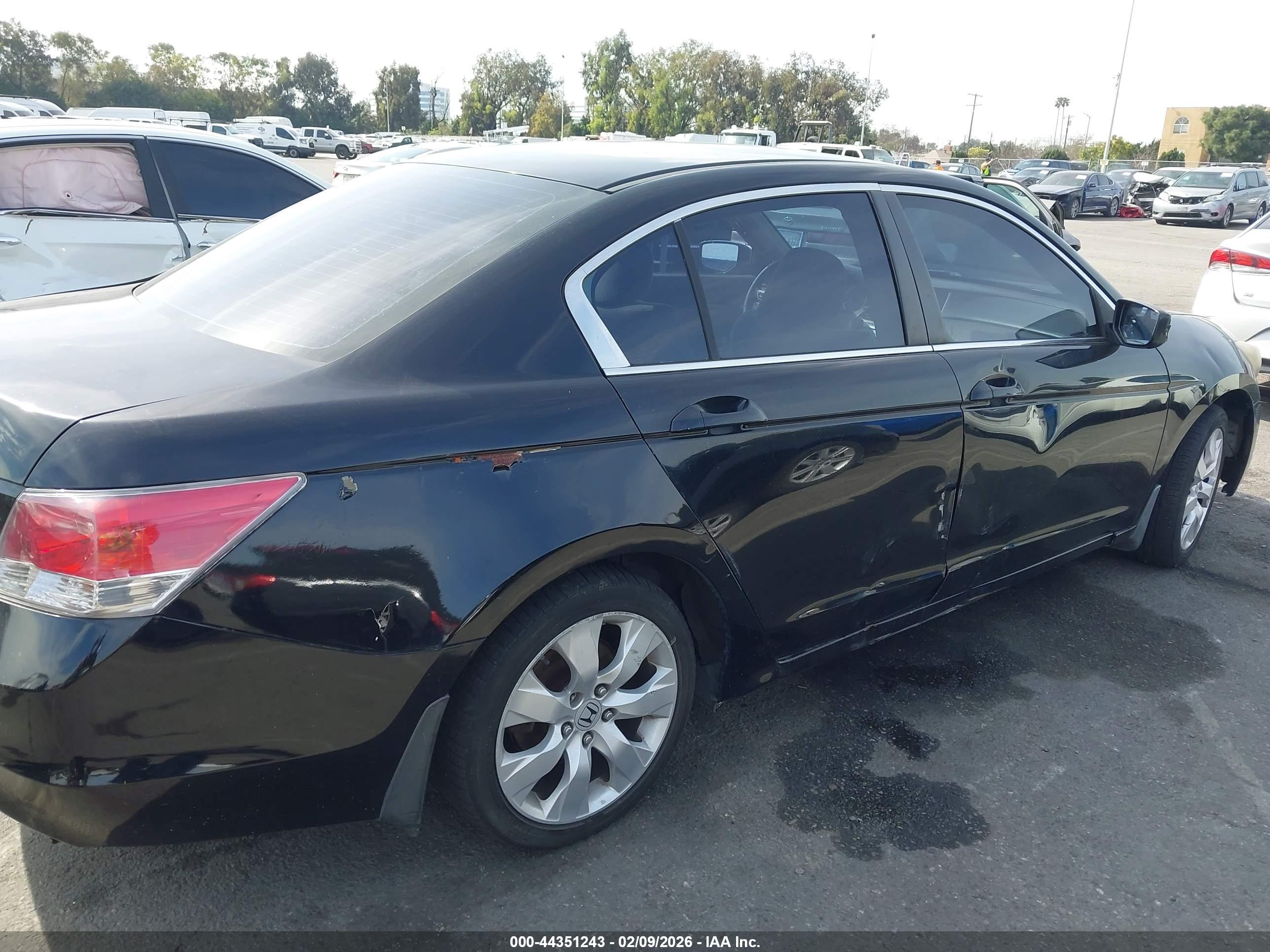 HONDA ACCORD image 6