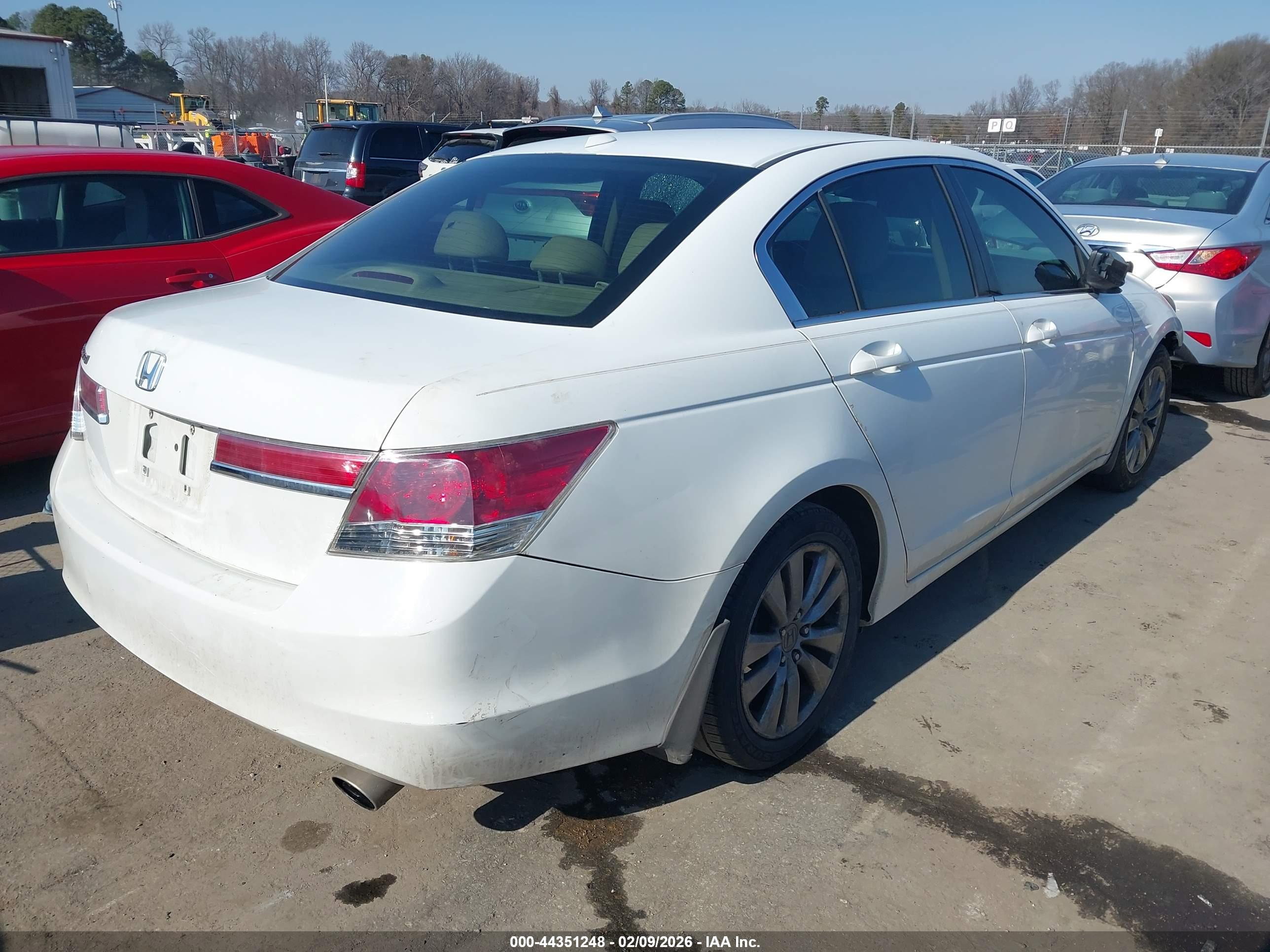 HONDA ACCORD image 4