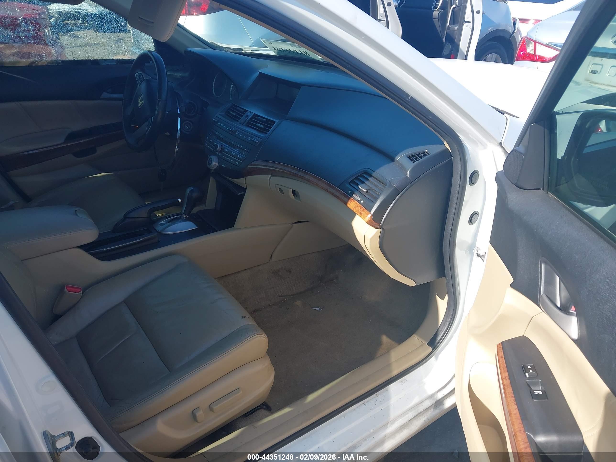 HONDA ACCORD image 5