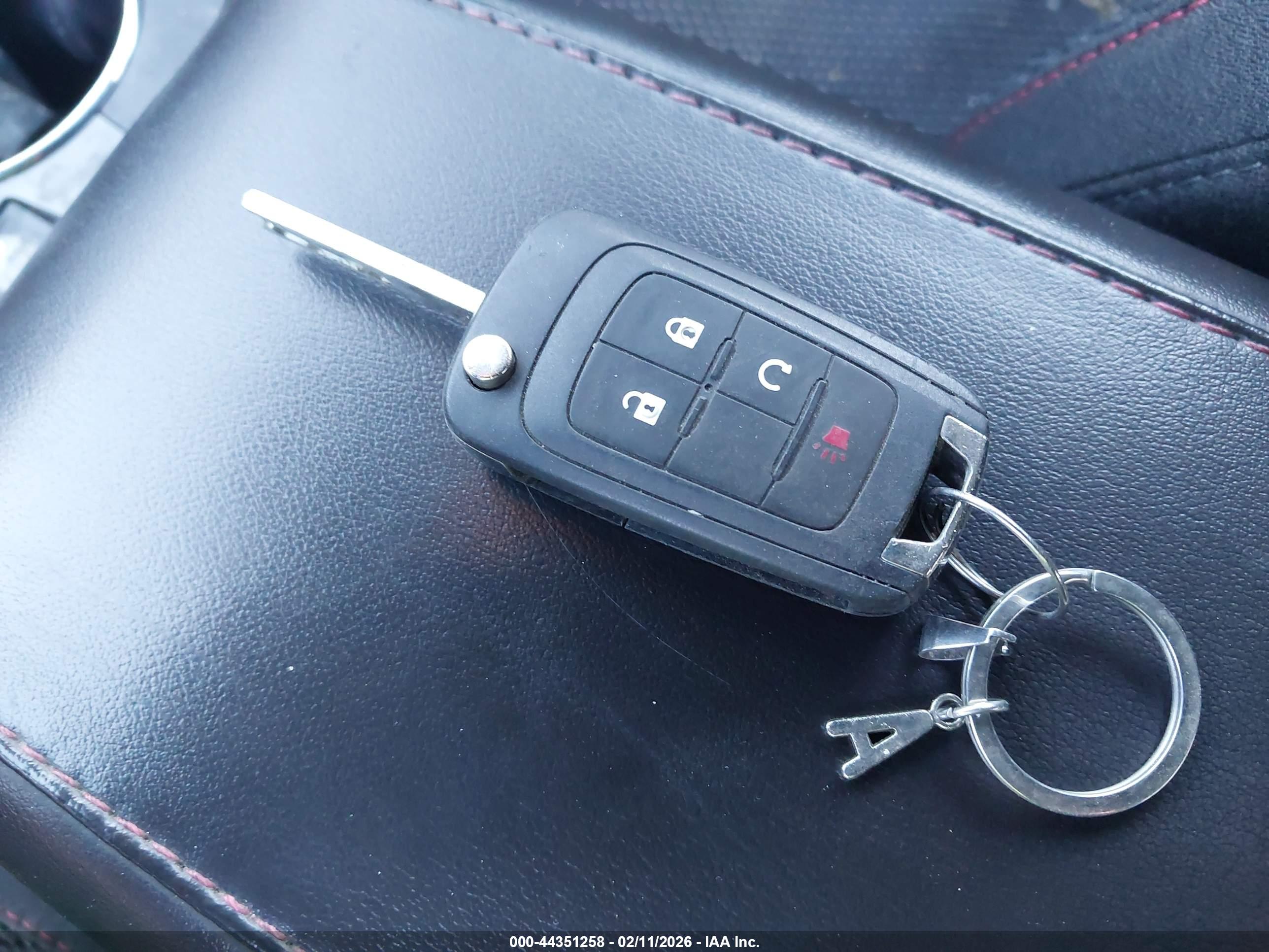 CHEVROLET EQUINOX image 11